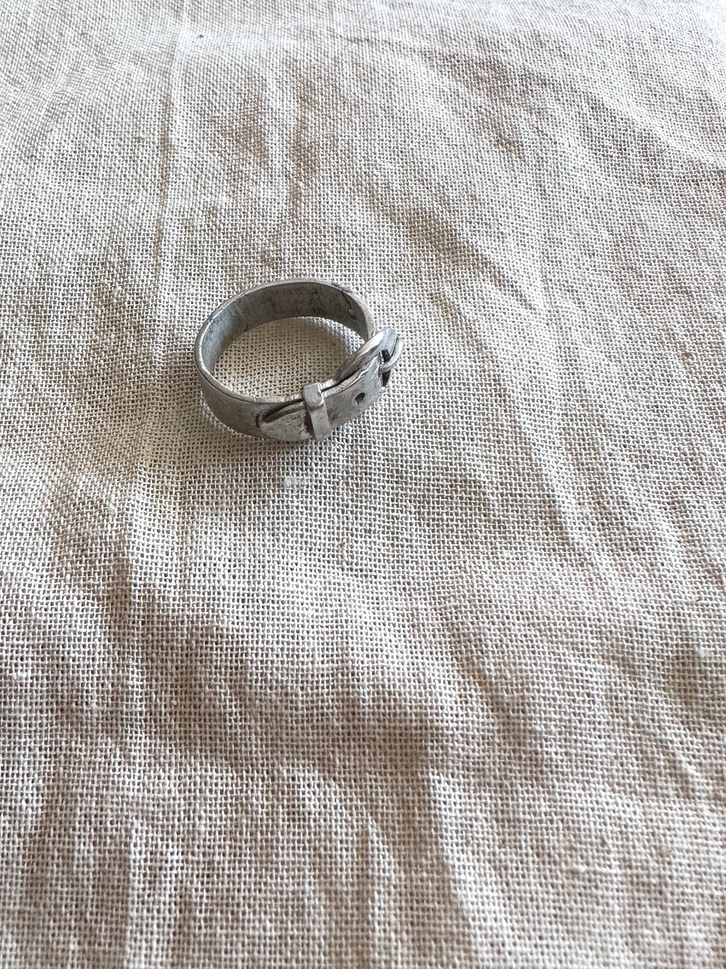 handcraft belted ring