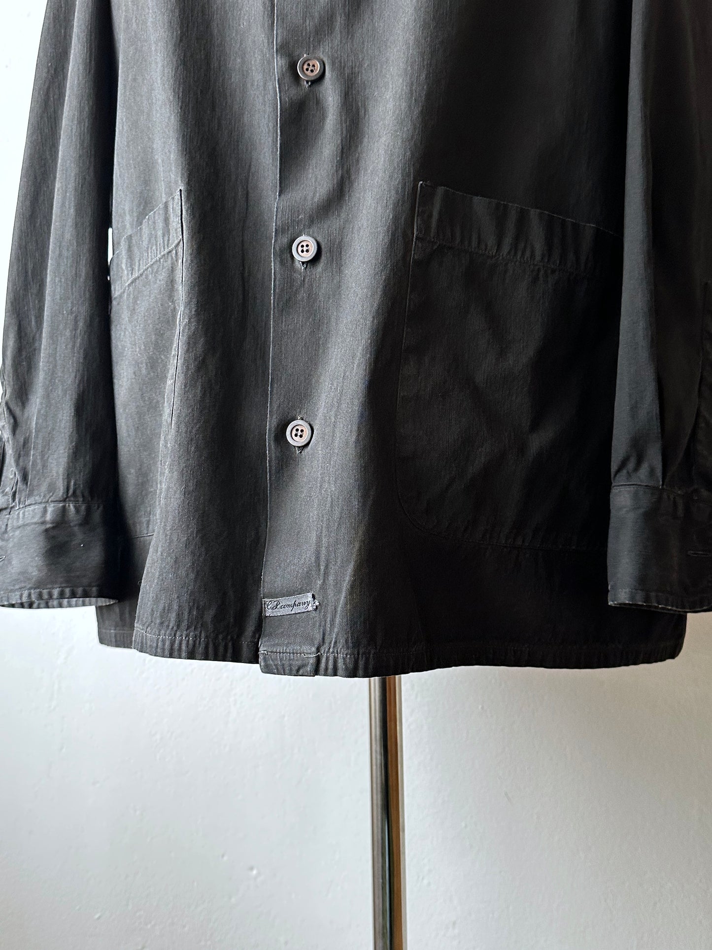 SS'95 C.P. COMPANY 90s 90年代 95年 1990's Massimo osti マッシモオスティ Stone Island ストーンアイランド イタリア製 Made in Italy Cotton shirt コットン シャツ Toto Praha Vintage clothing shop Antique shop 古着屋 プラハ Showroom appointment Prague ユーロ古着 ヨーロッパ古着 古着卸 ヴィンテージ
