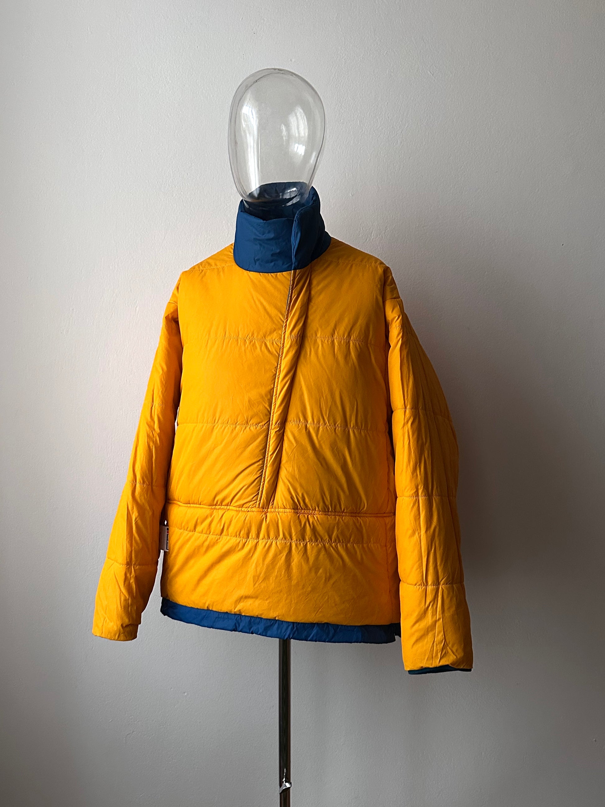 90's Berghaus Aqtash Extrem Polarguard バーグハウス  90年代 Made in GT.Britain UK OASIS オアシス TOTO プラハ 古着屋 Vintage clothing store Showroom Prague Antique shop アンティークショップ ユーロ古着 イギリス古着 ヨーロッパ古着 ユーロヴィンテージ 古着卸 totototrip 
