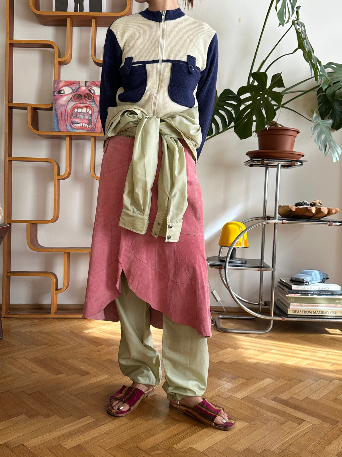Pink suede skirt W30~31