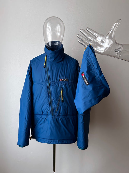 90's Berghaus Aqtash Extrem Polarguard バーグハウス  90年代 Made in GT.Britain UK OASIS オアシス TOTO プラハ 古着屋 Vintage clothing store Showroom Prague Antique shop アンティークショップ ユーロ古着 イギリス古着 ヨーロッパ古着 ユーロヴィンテージ 古着卸 totototrip 