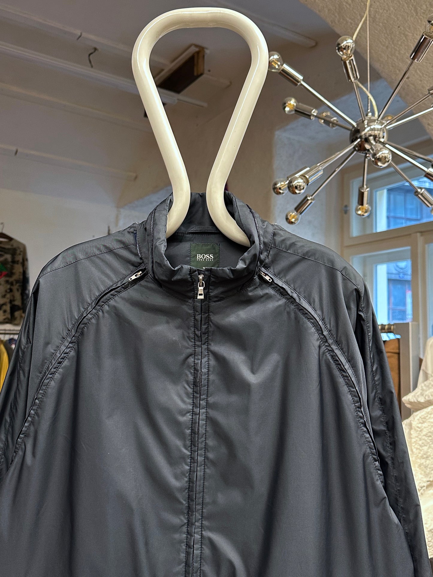 Hugo Boss Golf Vintage ヴィンテージ Y2k 2000's 2000年代 Toto Praha Prague Vintage clothing store 古着屋 古着 ユーロ古着 ヨーロッパ古着 プラハ テック modern モダン Nylon Jacket ナイロン 