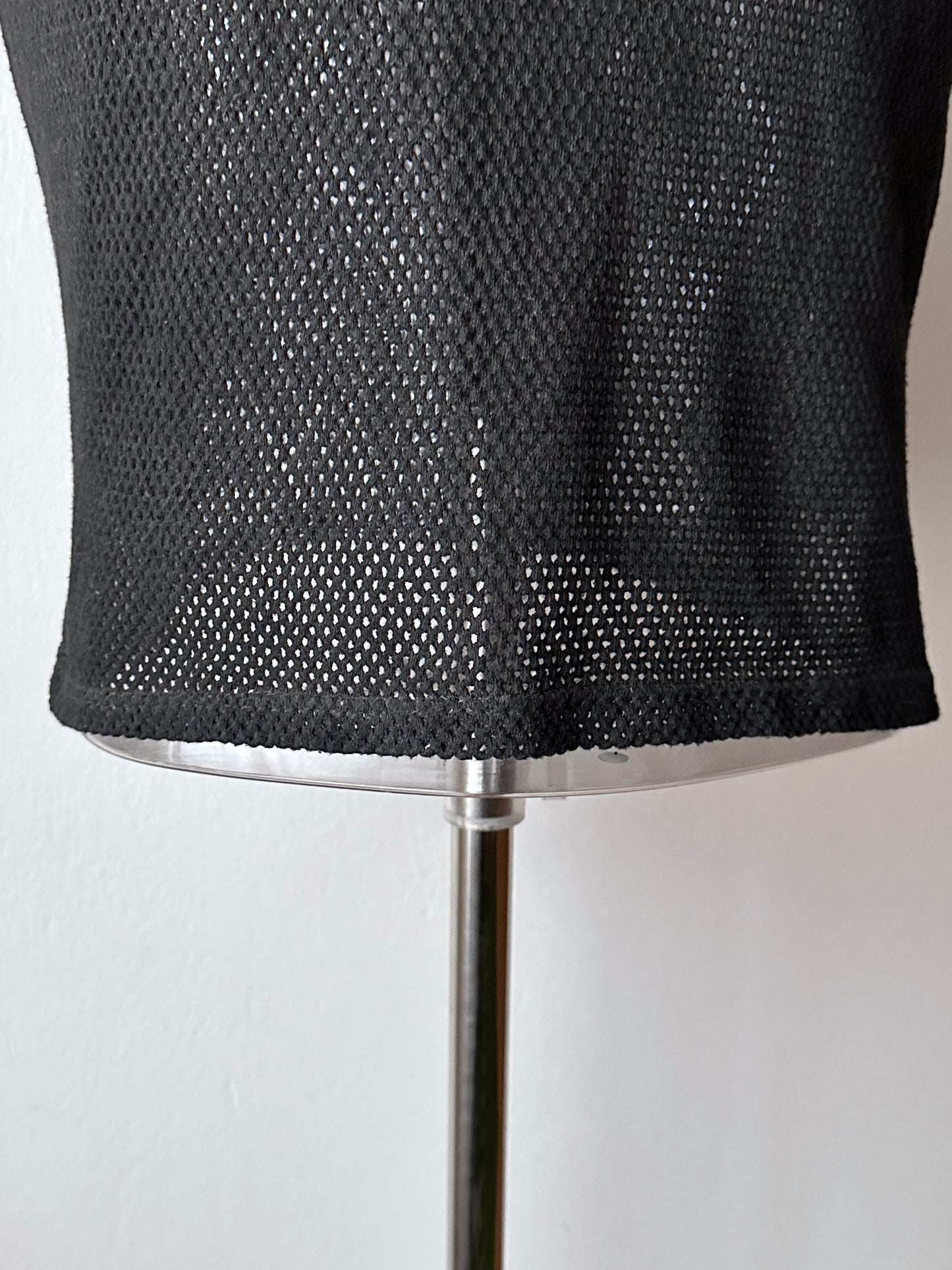 90s black mesh tank top - M