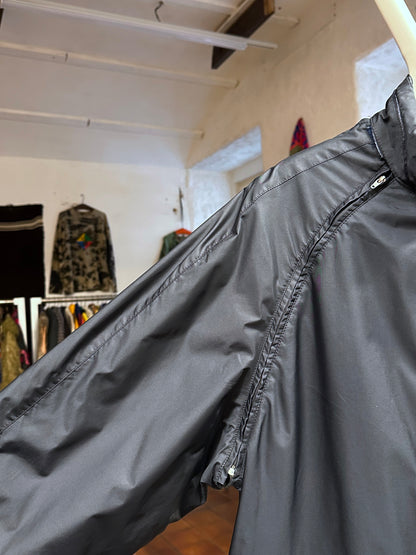 Hugo Boss Golf Vintage ヴィンテージ Y2k 2000's 2000年代 Toto Praha Prague Vintage clothing store 古着屋 古着 ユーロ古着 ヨーロッパ古着 プラハ テック modern モダン Nylon Jacket ナイロン 