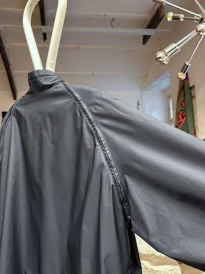 Hugo Boss Golf Vintage ヴィンテージ Y2k 2000's 2000年代 Toto Praha Prague Vintage clothing store 古着屋 古着 ユーロ古着 ヨーロッパ古着 プラハ テック modern モダン Nylon Jacket ナイロン 