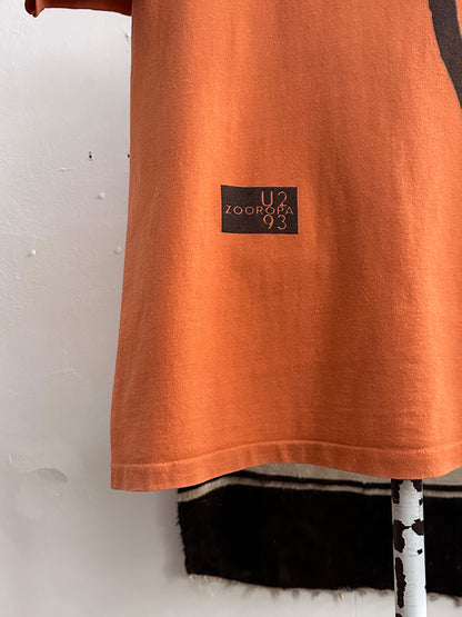 90's 1993 U2 Zooropa Band T-shirt バンド Tシャツ Tee 90年代 シングルステッチ Toto Praha Vintage clothing store Antique shop Prague 古着屋 アンティークショップ プラハ ユーロ古着  ヨーロッパ古着 古着卸 