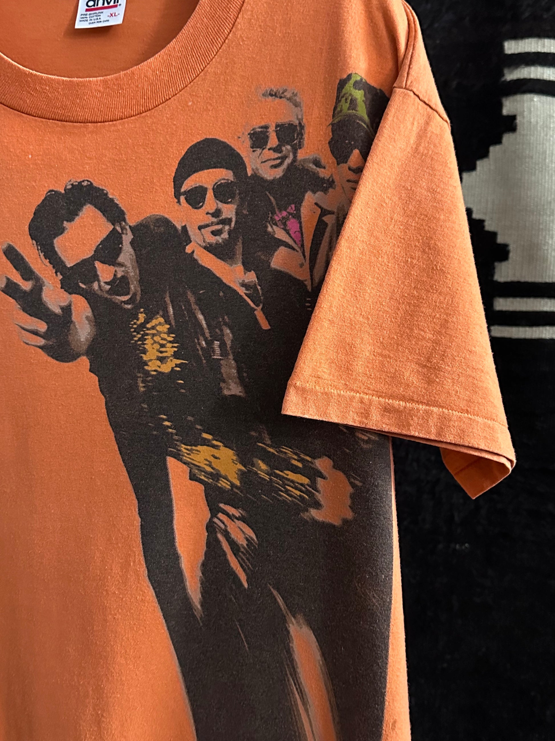 90's 1993 U2 Zooropa Band T-shirt バンド Tシャツ Tee 90年代 シングルステッチ Toto Praha Vintage clothing store Antique shop Prague 古着屋 アンティークショップ プラハ ユーロ古着  ヨーロッパ古着 古着卸 