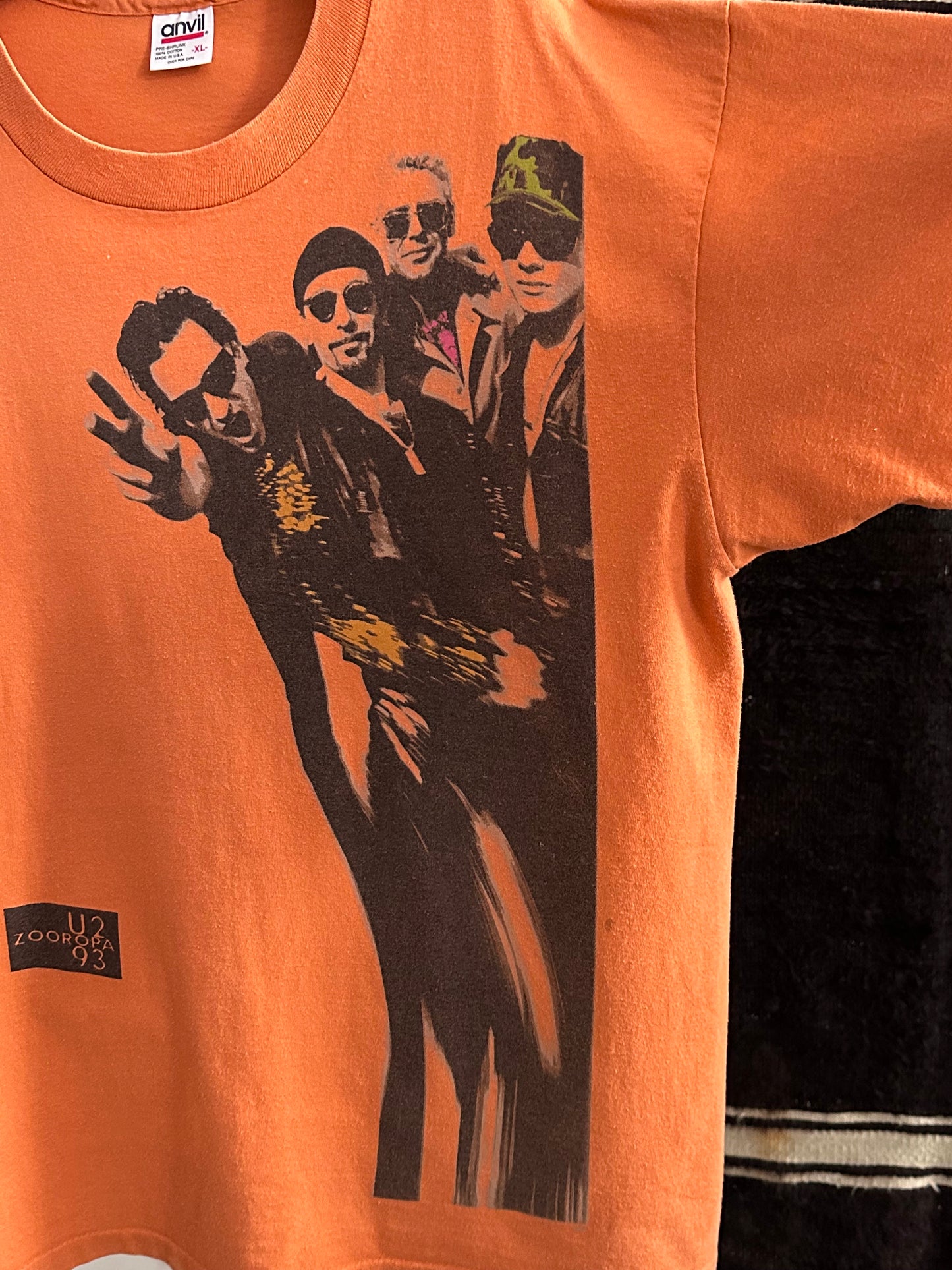 90's 1993 U2 Zooropa Band T-shirt バンド Tシャツ Tee 90年代 シングルステッチ Toto Praha Vintage clothing store Antique shop Prague 古着屋 アンティークショップ プラハ ユーロ古着  ヨーロッパ古着 古着卸 