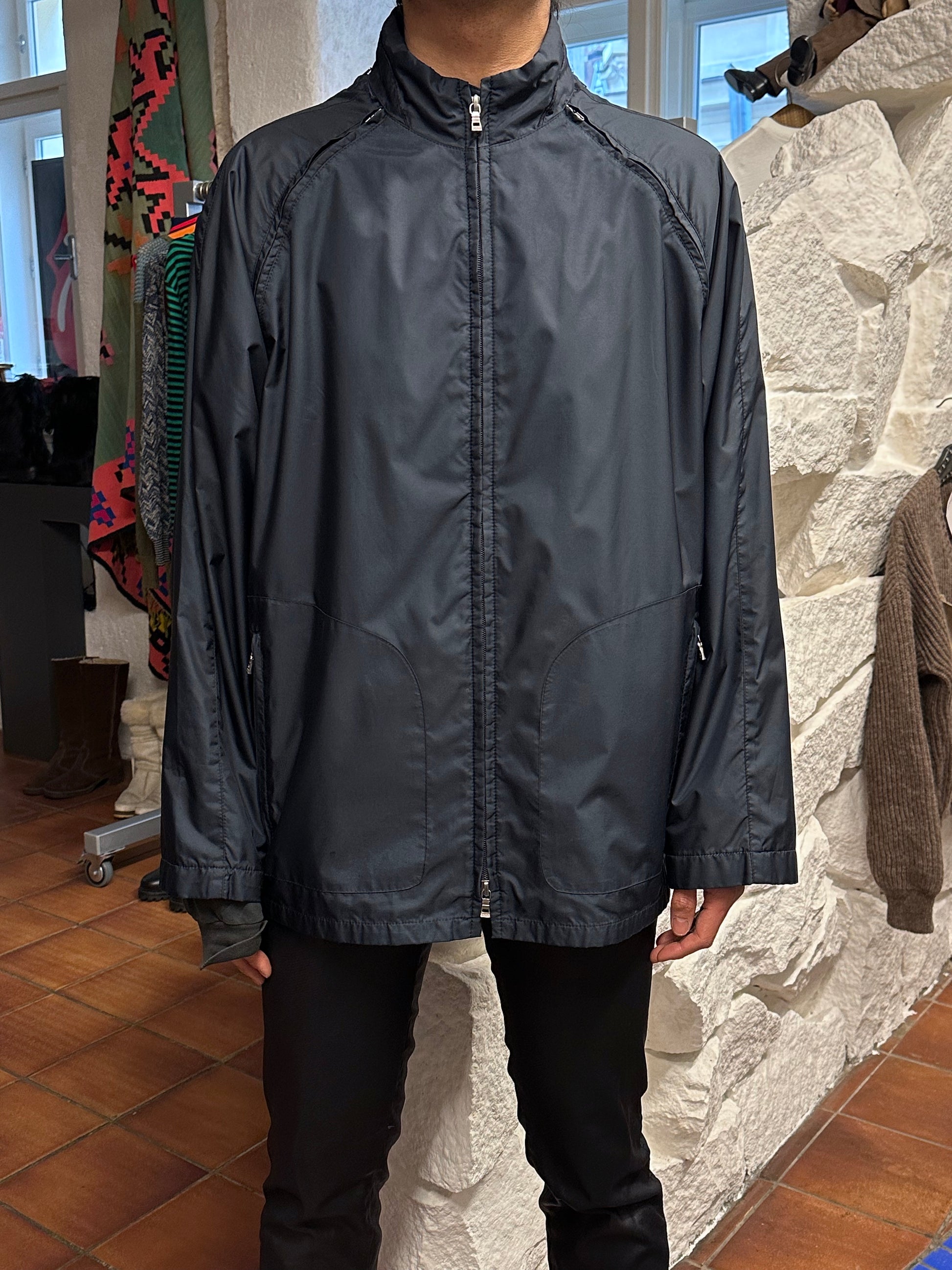 Hugo Boss Golf Vintage ヴィンテージ Y2k 2000's 2000年代 Toto Praha Prague Vintage clothing store 古着屋 古着 ユーロ古着 ヨーロッパ古着 プラハ テック modern モダン Nylon Jacket ナイロン 