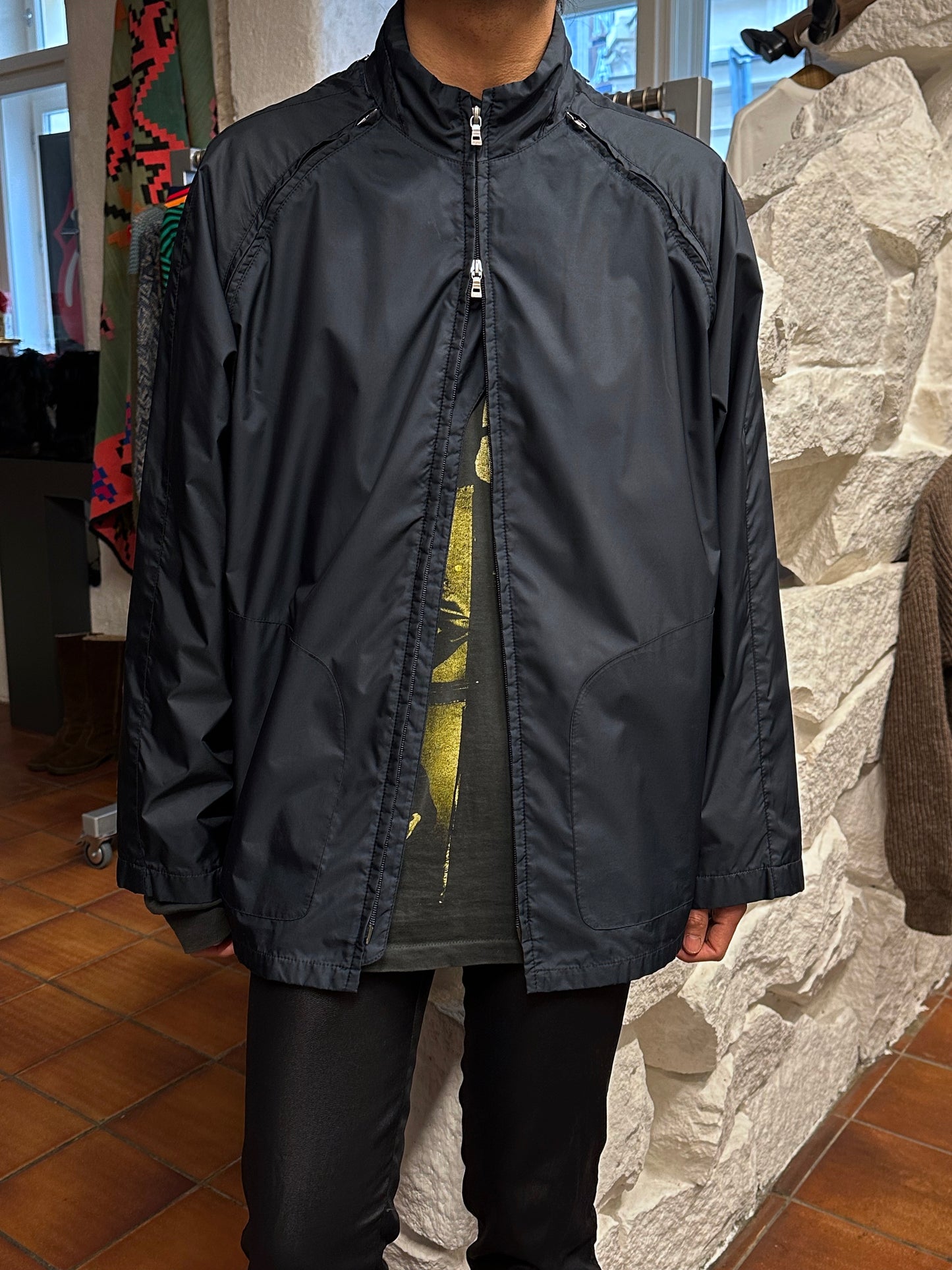 Hugo Boss Golf Vintage ヴィンテージ Y2k 2000's 2000年代 Toto Praha Prague Vintage clothing store 古着屋 古着 ユーロ古着 ヨーロッパ古着 プラハ テック modern モダン Nylon Jacket ナイロン 