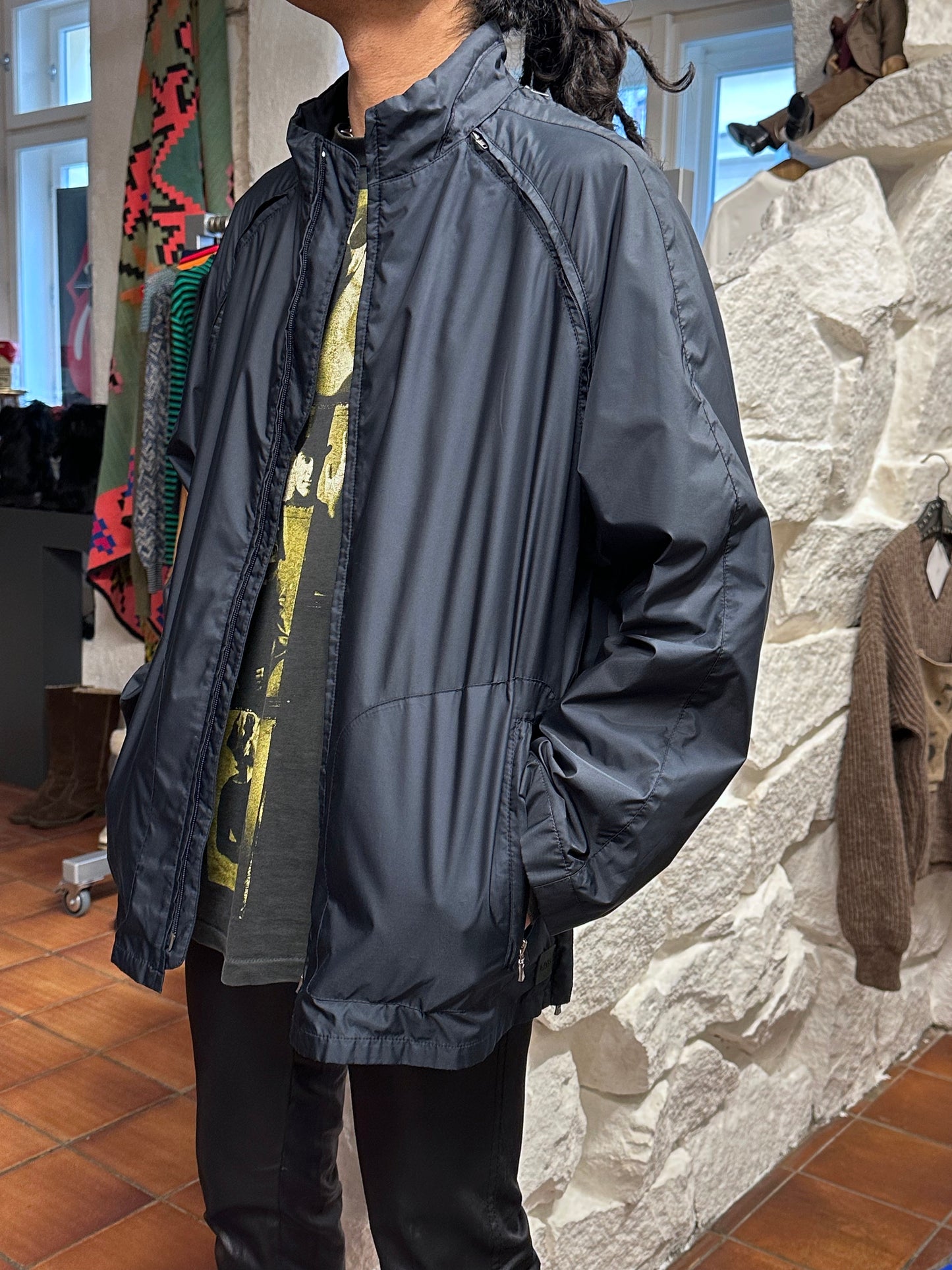 Hugo Boss Golf Vintage ヴィンテージ Y2k 2000's 2000年代 Toto Praha Prague Vintage clothing store 古着屋 古着 ユーロ古着 ヨーロッパ古着 プラハ テック modern モダン Nylon Jacket ナイロン 