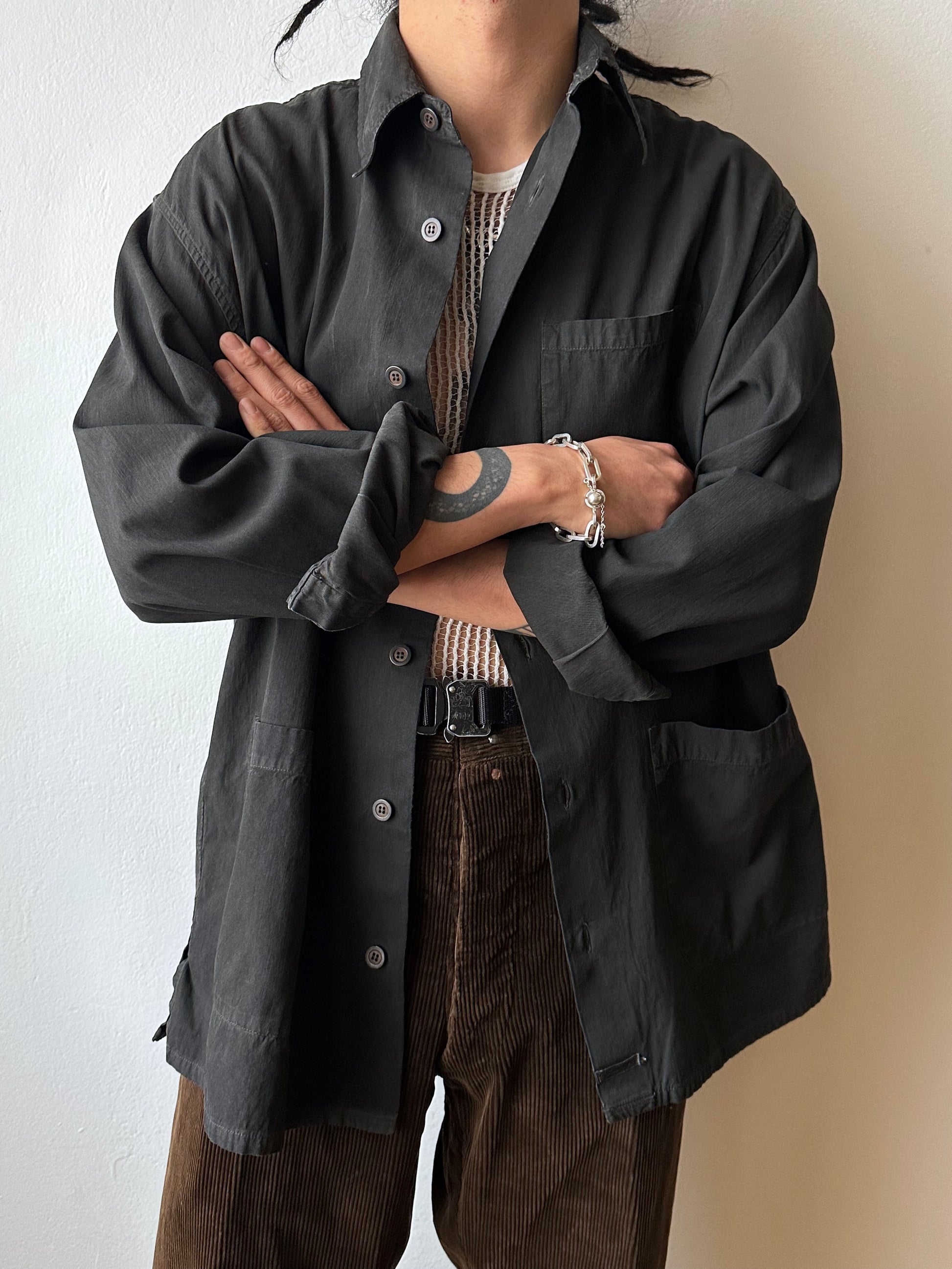 SS'95 C.P. COMPANY 90s 90年代 95年 1990's Massimo osti マッシモオスティ Stone Island ストーンアイランド イタリア製 Made in Italy Cotton shirt コットン シャツ Toto Praha Vintage clothing shop Antique shop 古着屋 プラハ Showroom appointment Prague ユーロ古着 ヨーロッパ古着 古着卸 ヴィンテージ