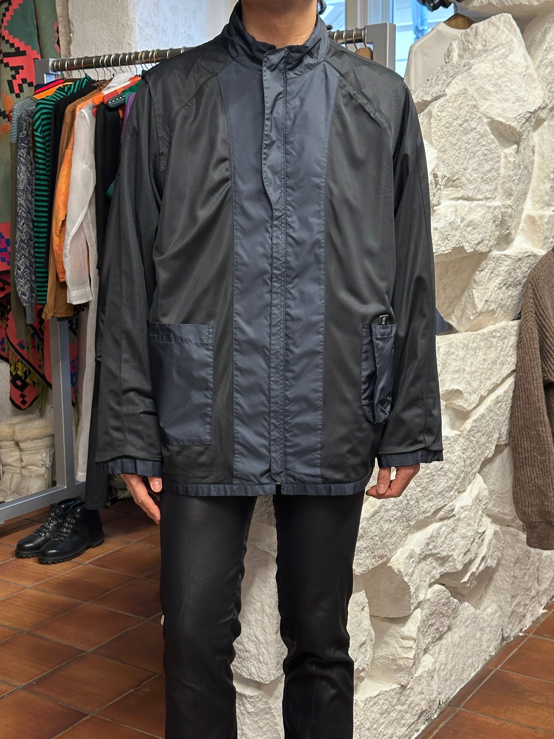 Hugo Boss Golf Vintage ヴィンテージ Y2k 2000's 2000年代 Toto Praha Prague Vintage clothing store 古着屋 古着 ユーロ古着 ヨーロッパ古着 プラハ テック modern モダン Nylon Jacket ナイロン 