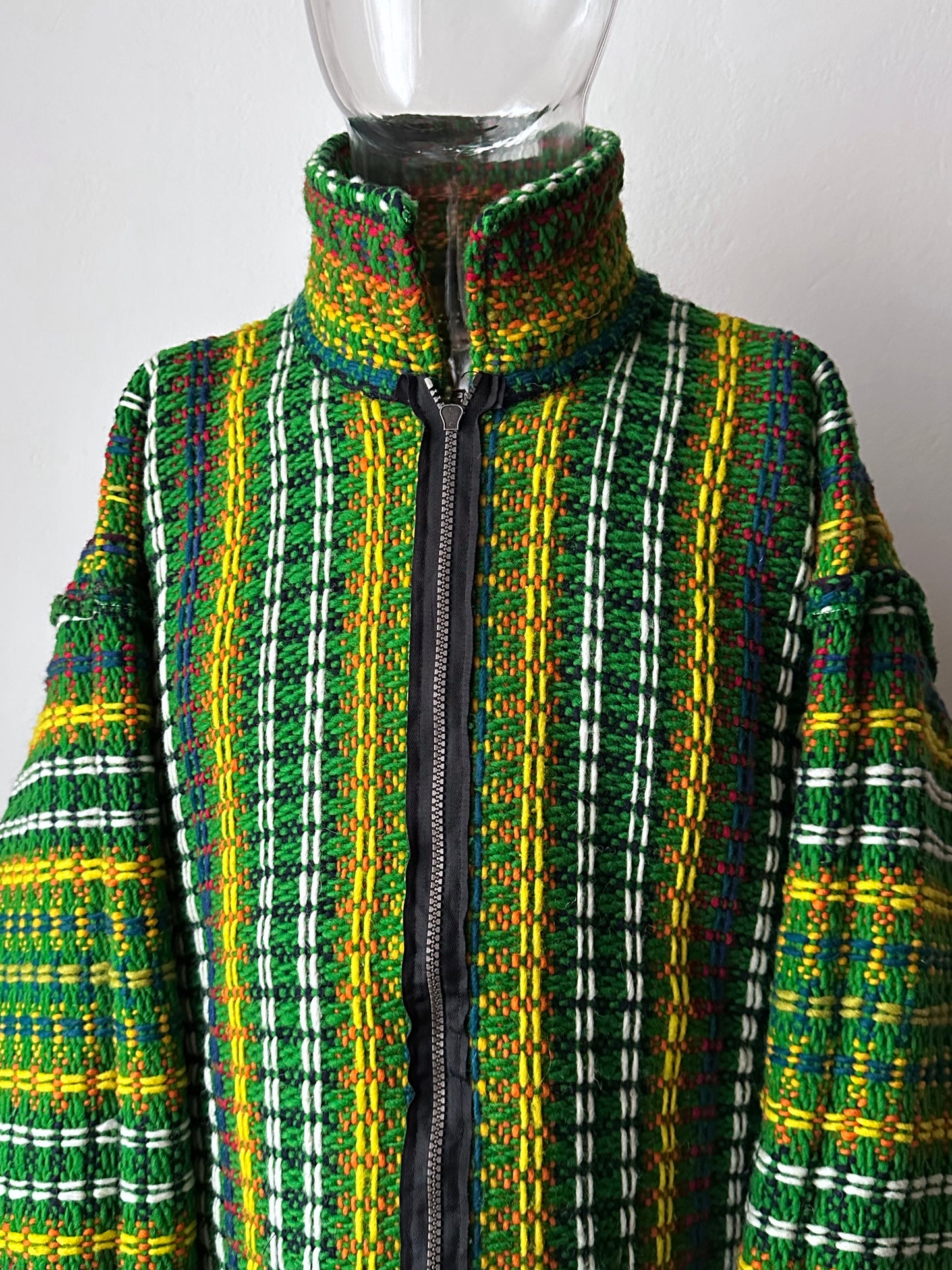 Handmade wool zip-up knit jacket