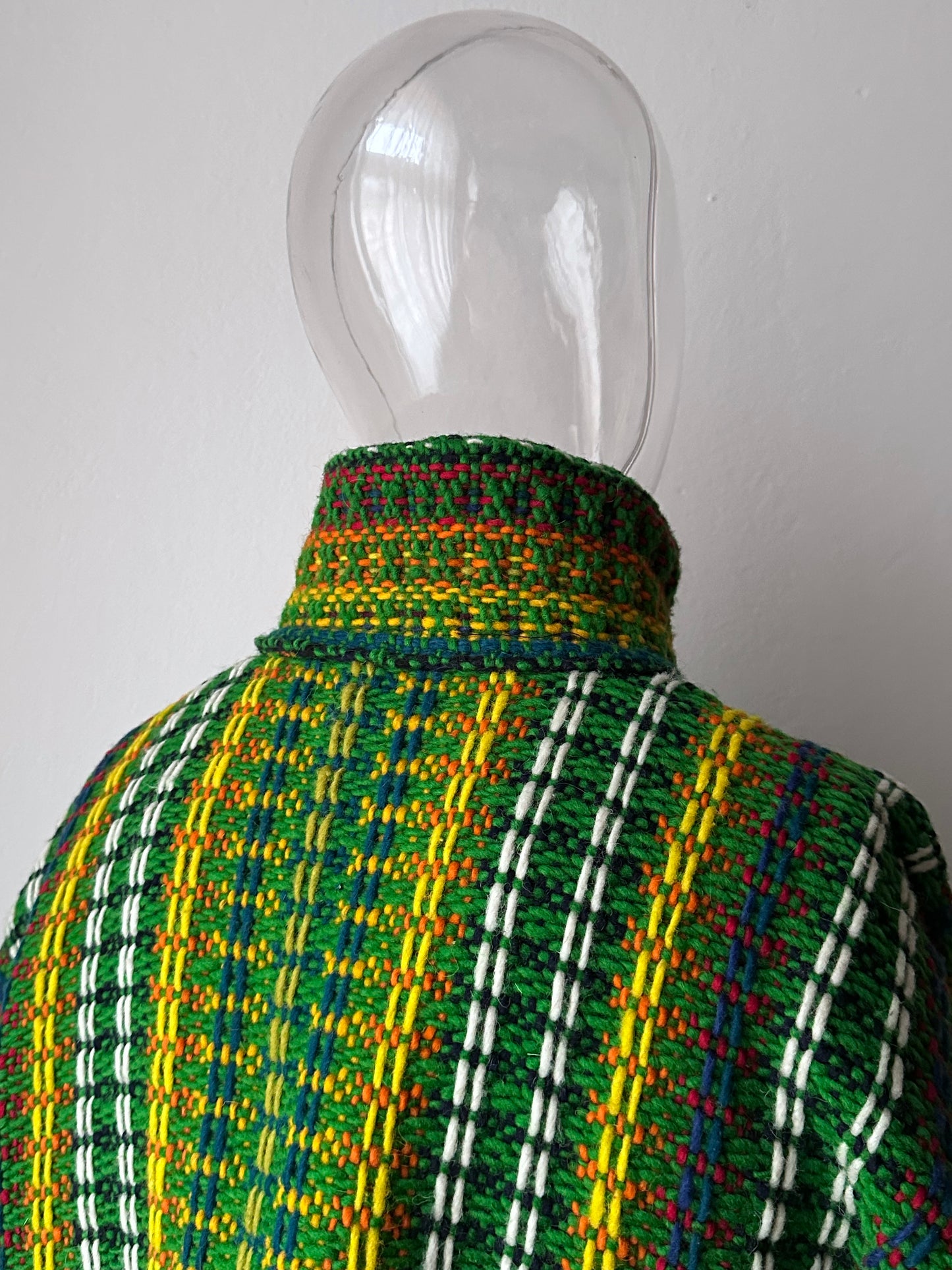 Handmade wool zip-up knit jacket