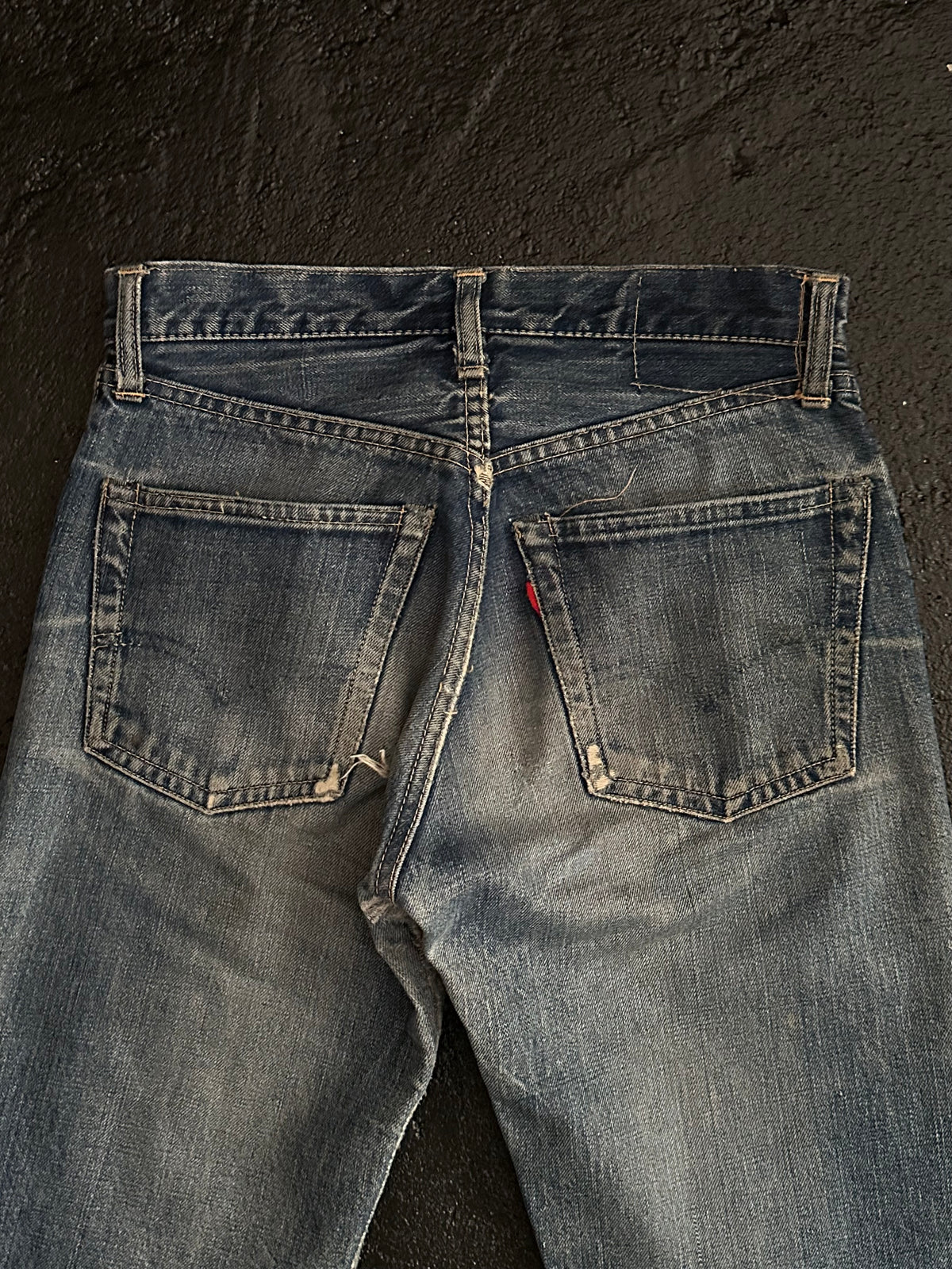 505 Big E 耳つき 60's 60年代 Levi's リーバイス 551ZXX ダブルエックス  過渡期 67年 68年 Vintage Jeans Denim Toto Praha Vintage clothing shop Antique shop 古着屋 プラハ Showroom appointment Prague ユーロ古着 ヨーロッパ古着 古着卸 ヴィンテージ