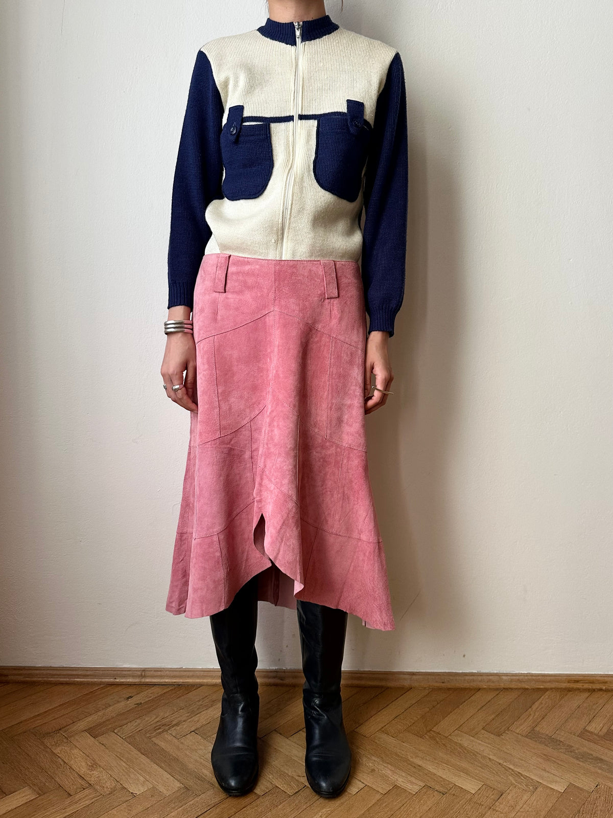 Pink suede skirt W30~31