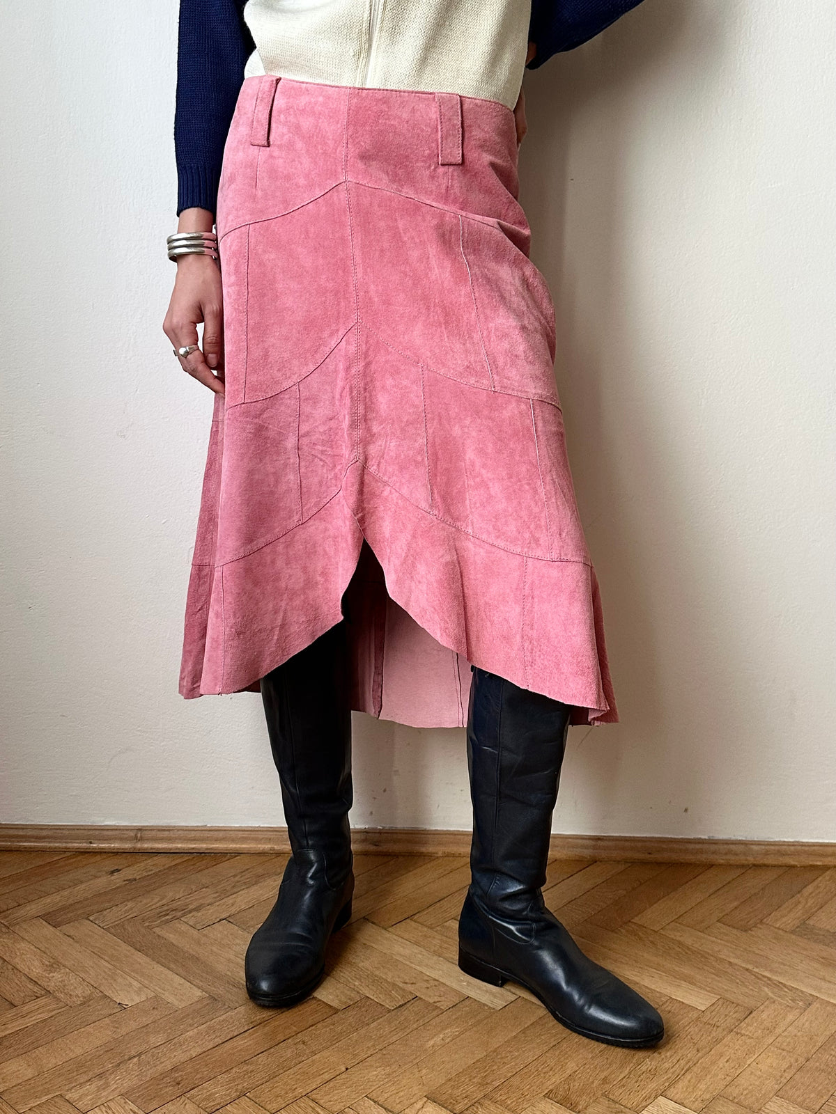 Pink suede skirt W30~31