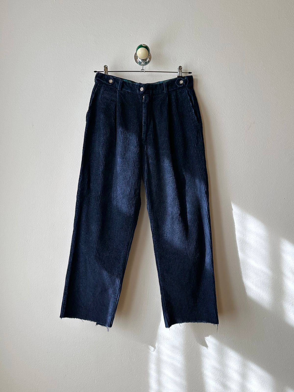90s navy corduroy trouser W33-34