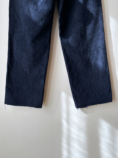 90s navy corduroy trouser W33-34