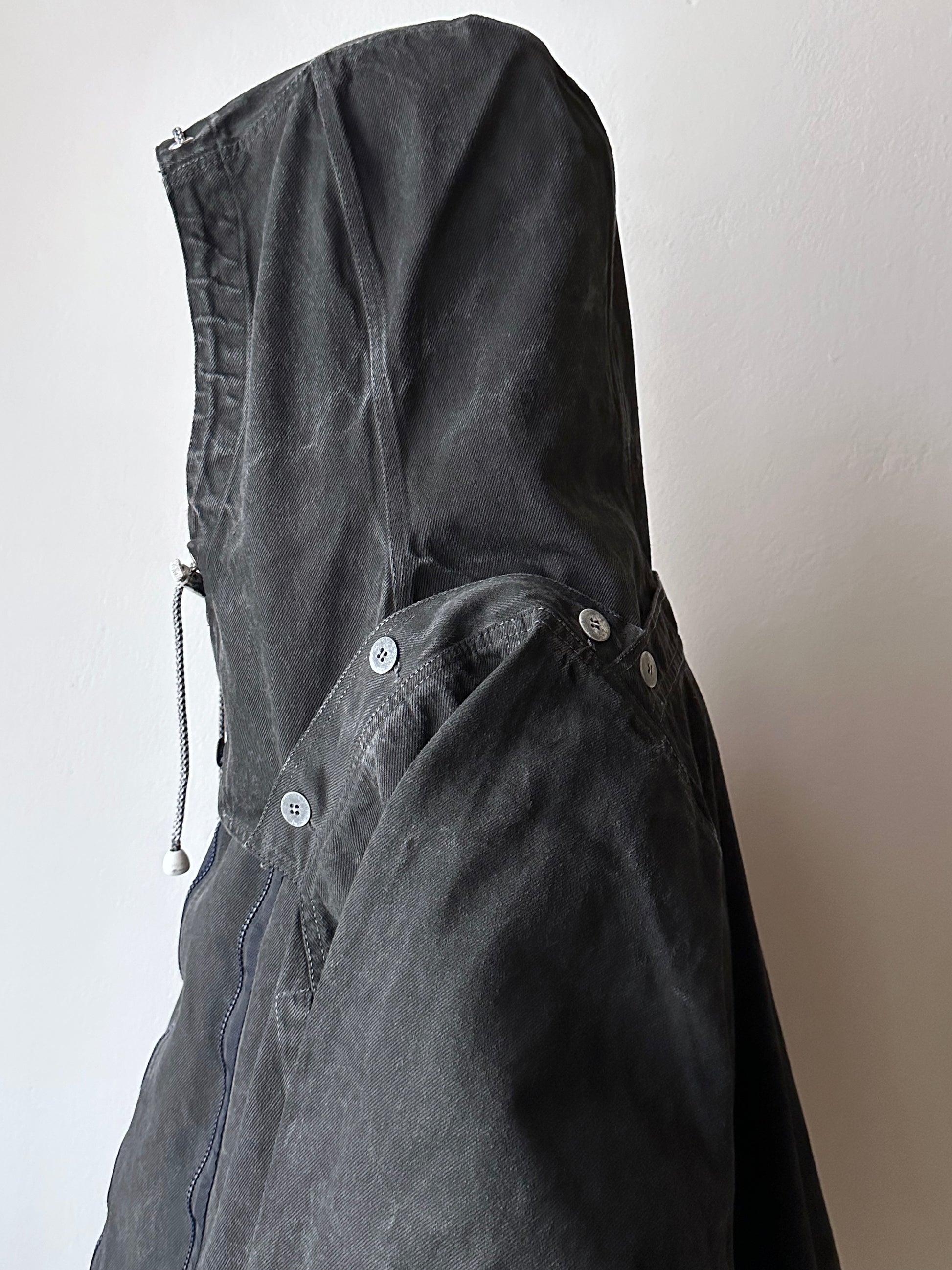 Berlin 90's Cotton jacket many zipper Garment dyed Black Toto Praha Vintage clothing store Showroom Prague Rare 90年代 古着屋  プラハ 黒 ガーメントダイ ユーロ古着 ヨーロッパ古着 ユーロヴィンテージ