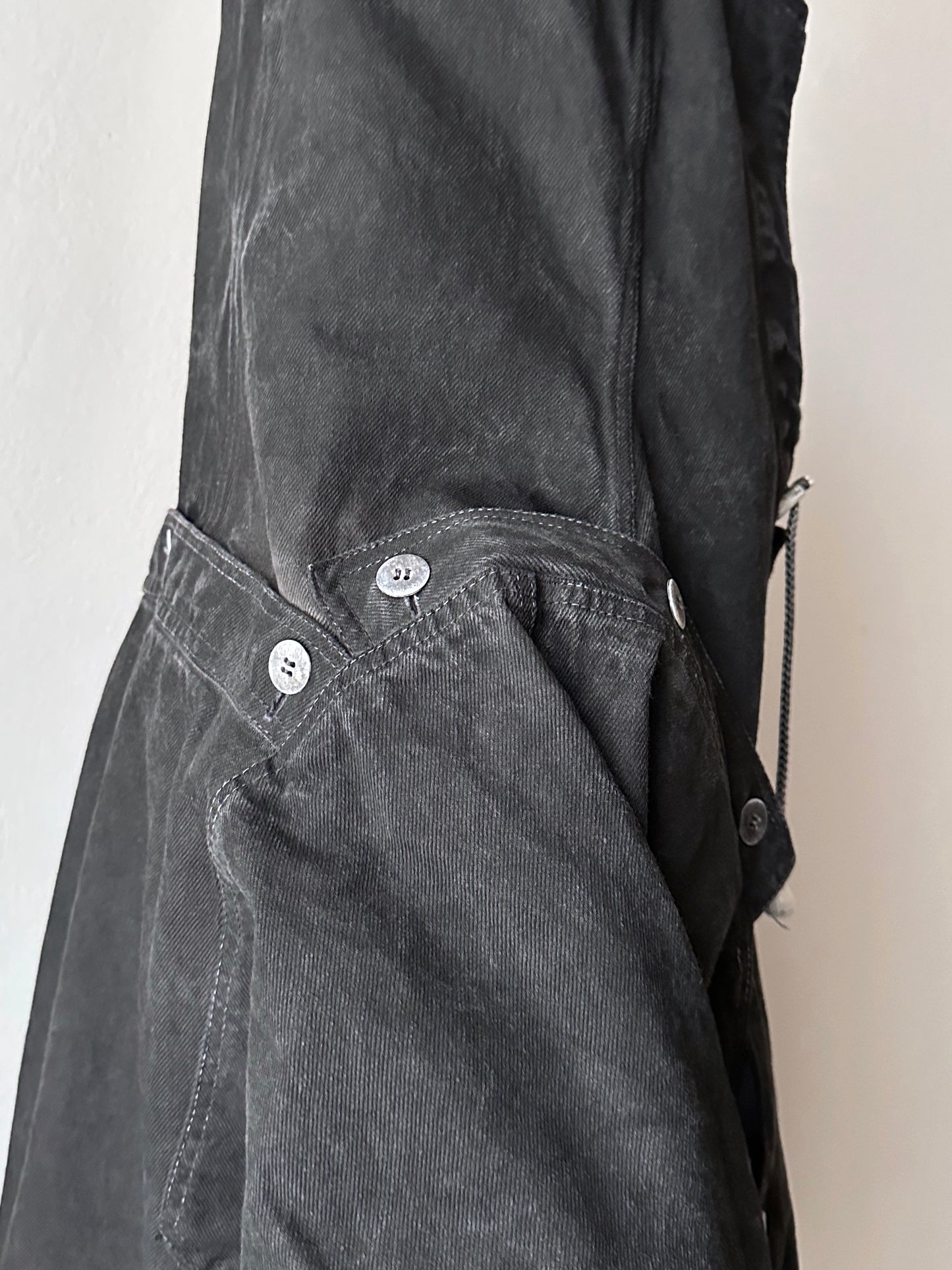 Berlin 90's Cotton jacket many zipper Garment dyed Black Toto Praha Vintage clothing store Showroom Prague Rare 90年代 古着屋  プラハ 黒 ガーメントダイ ユーロ古着 ヨーロッパ古着 ユーロヴィンテージ