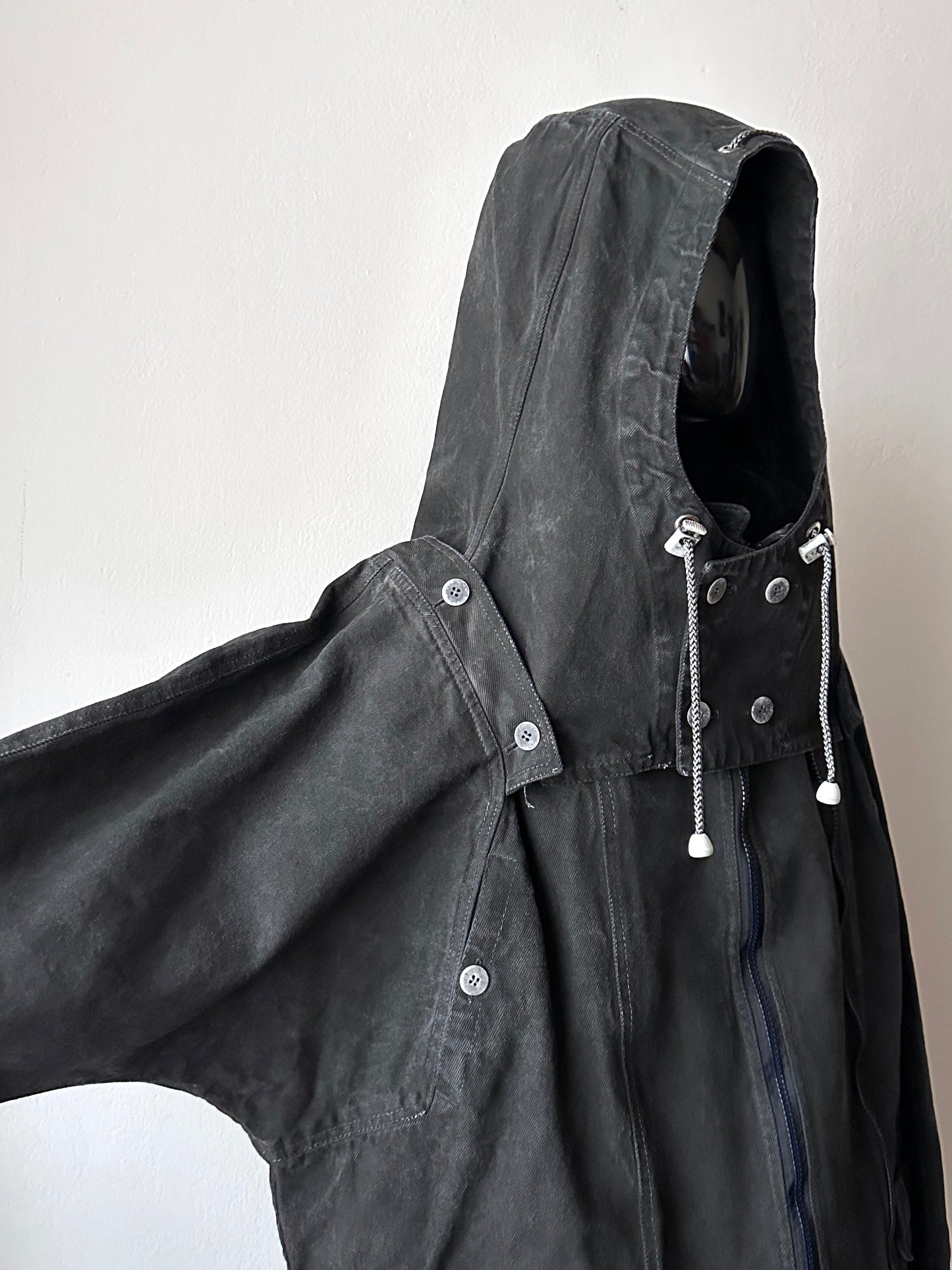 Berlin 90's Cotton jacket many zipper Garment dyed Black Toto Praha Vintage clothing store Showroom Prague Rare 90年代 古着屋  プラハ 黒 ガーメントダイ ユーロ古着 ヨーロッパ古着 ユーロヴィンテージ