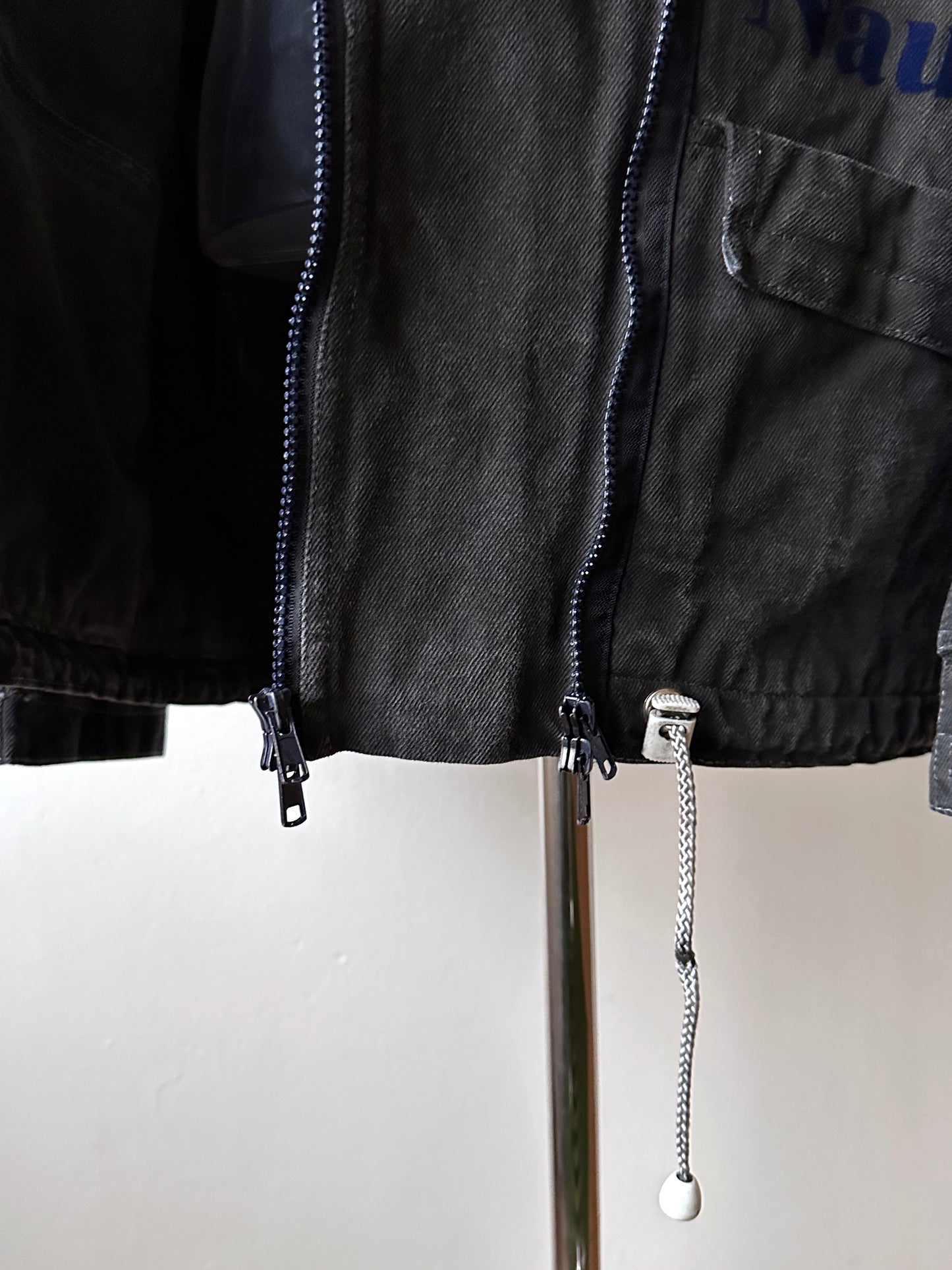 Berlin 90's Cotton jacket many zipper Garment dyed Black Toto Praha Vintage clothing store Showroom Prague Rare 90年代 古着屋  プラハ 黒 ガーメントダイ ユーロ古着 ヨーロッパ古着 ユーロヴィンテージ