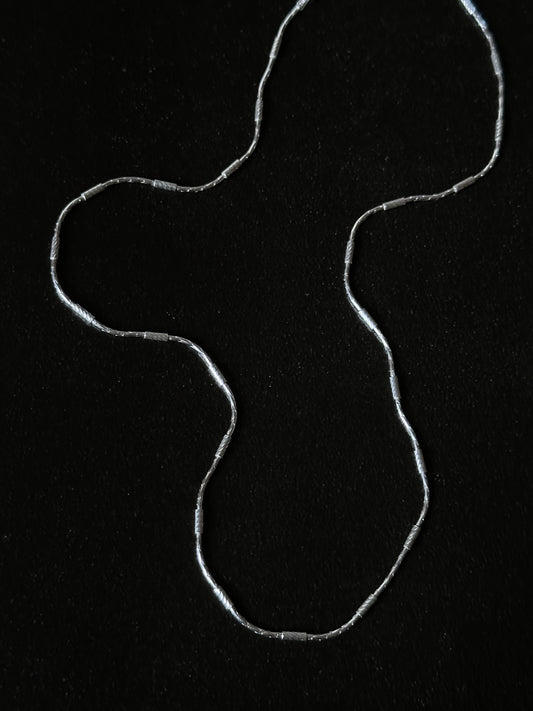 Italy 925 tiny chain necklace - offset