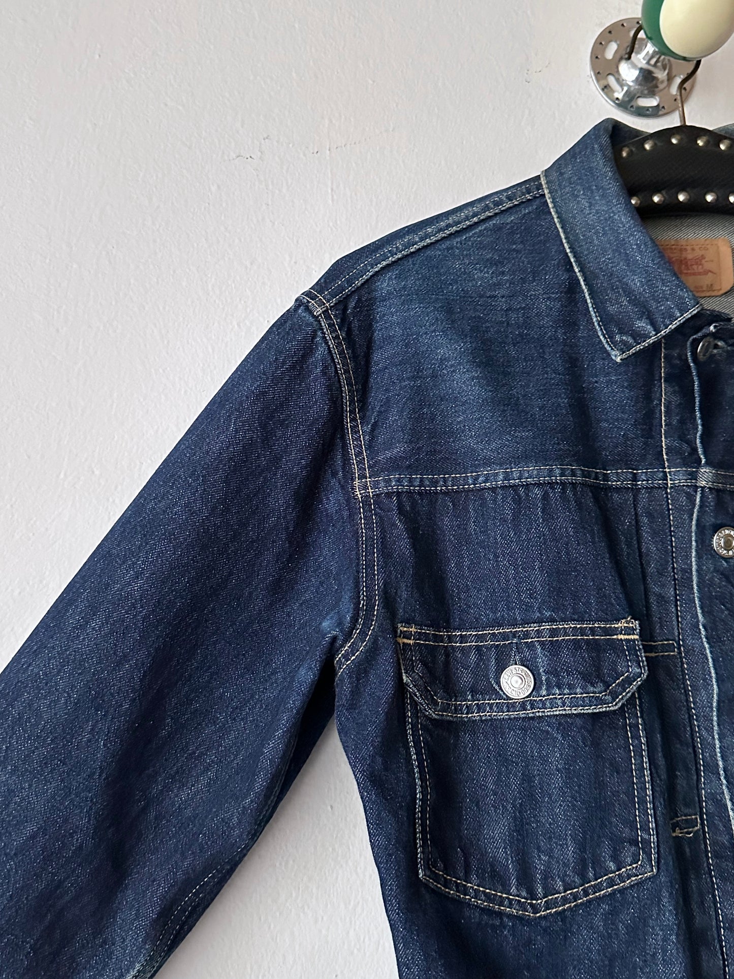 90's Levi's Italy type 2 denim jacket 507 90年代 セカンド Toto Vintage clothing store Praha Showroom totototrip Prague プラハ 古着屋 リーバイス Gジャン Denim デニム ユーロリーバイス ユーロ古着 
