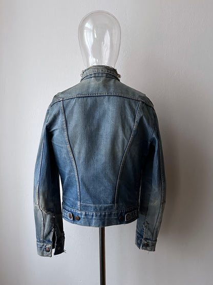 90s Wrangler denim jacket