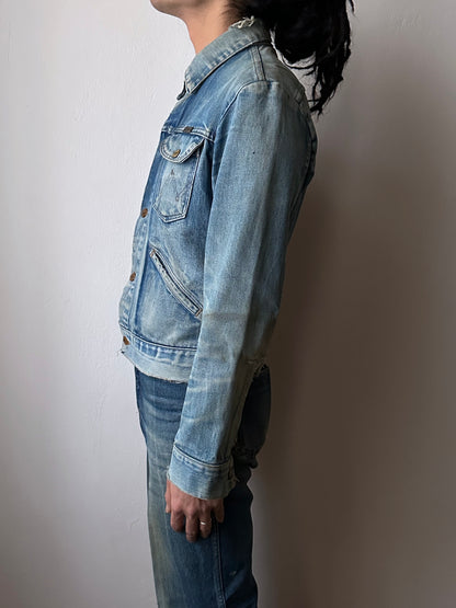 90s Wrangler denim jacket