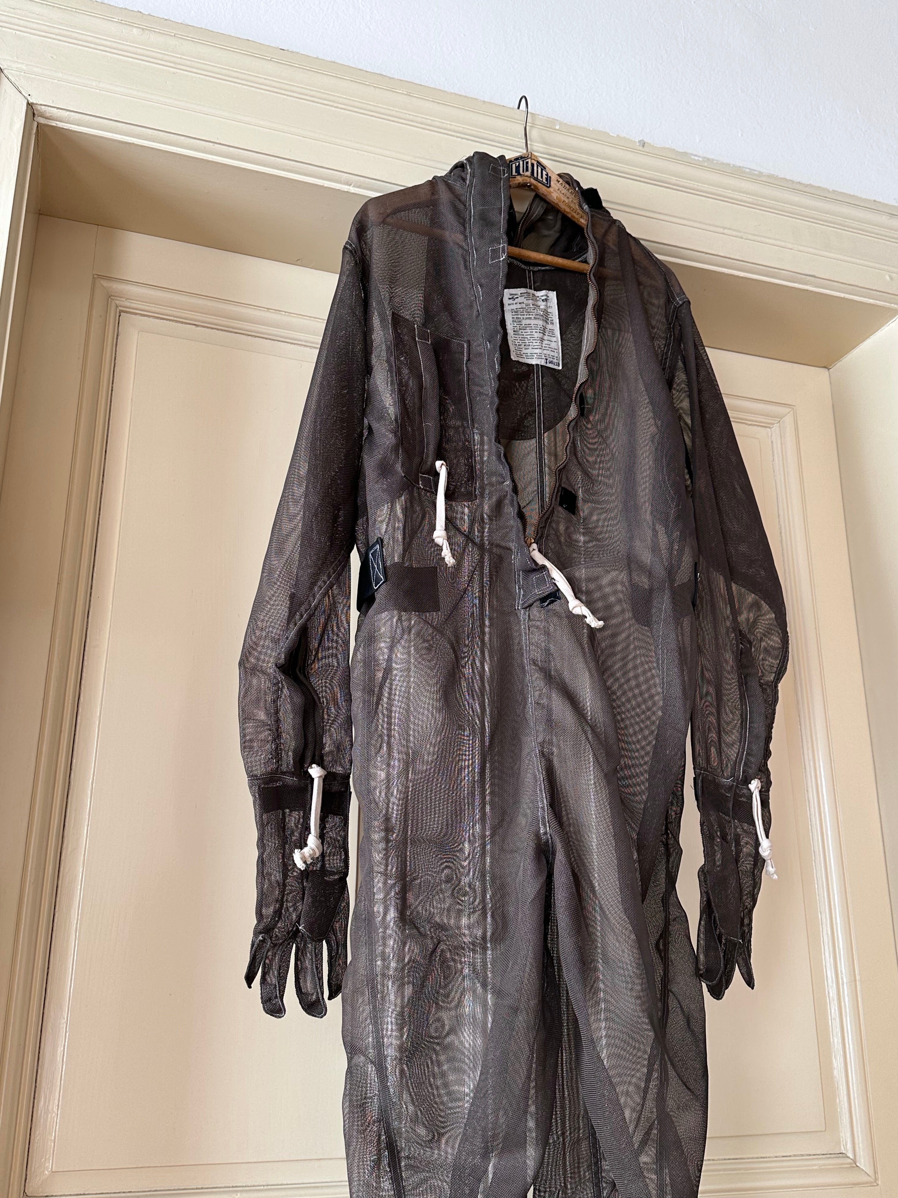 1974s US Army Microwave Radiation Protective Suit – TOTO