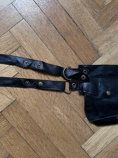 pvc leather pochet belt
