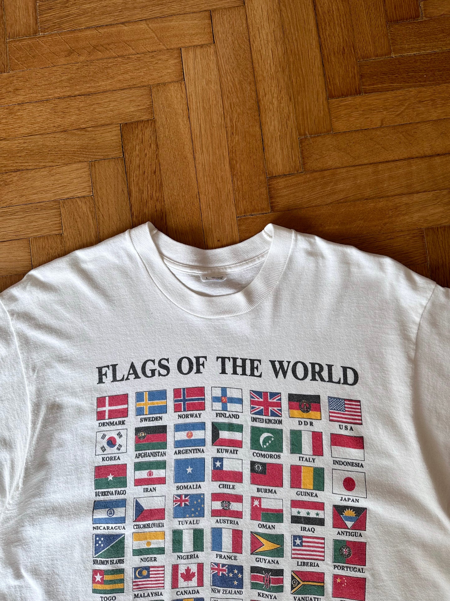 90s world flags - L