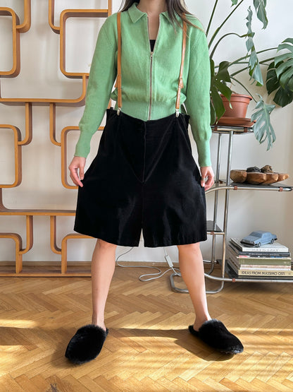 BIG! black velours shorts W36