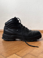 Nike ACG Black Leather Hiking Boots ナイキ Vintage Toto 古着屋  プラハ 古着 Praha Prague Vintage store ハイキング ブーツ 黒 レザー 革 ユーロ古着 ヨーロッパ古着 