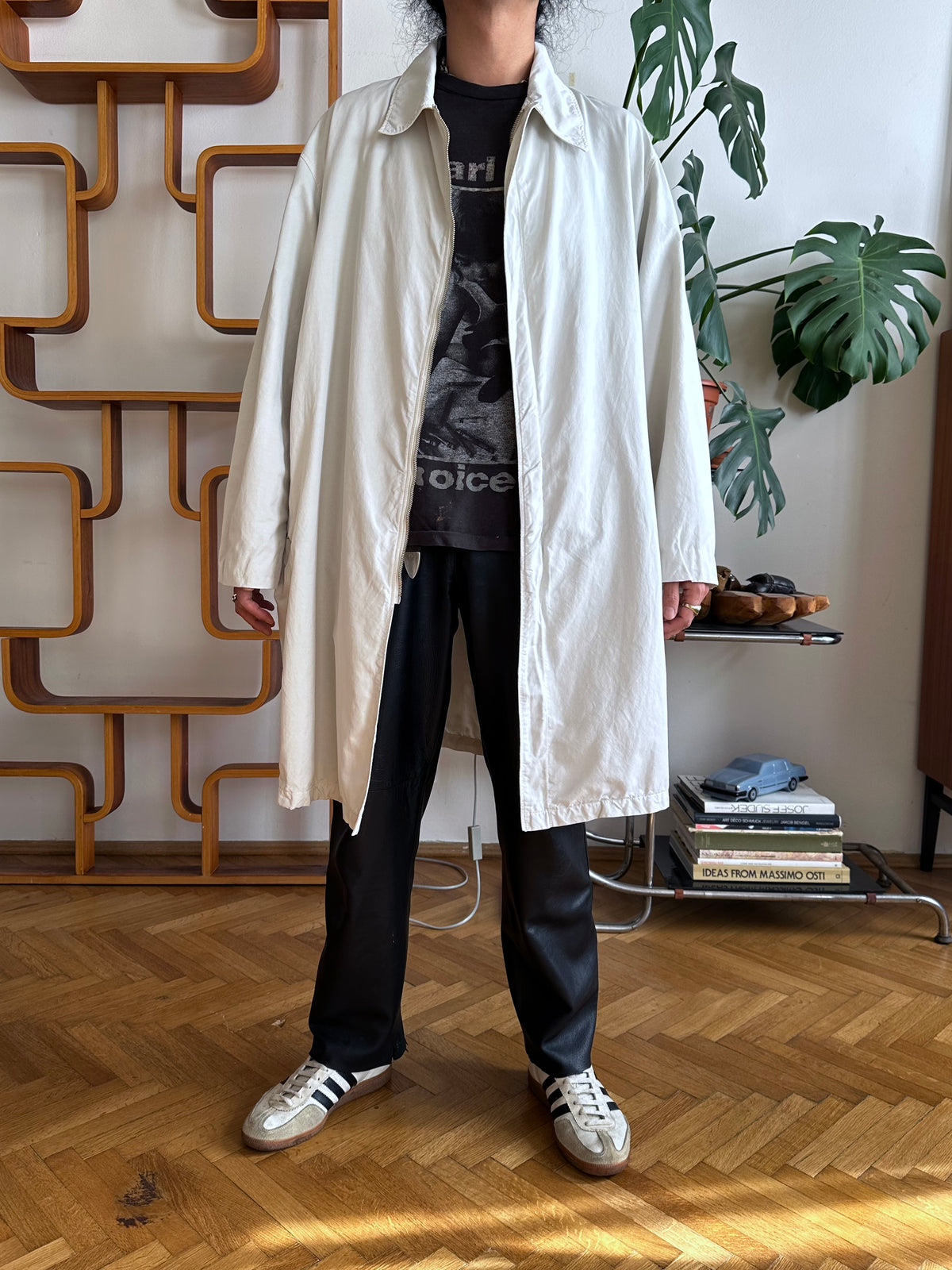 C.P. Company SS'00 2000's 2000年代 Massimo Osti マッシモオスティ Made in Italy イタリア製 イタリア古着 Cotton Nylon Coat Gray ナイロン コート 灰色 グレー Toto Praha Vintage clothing shop Antique shop 古着屋 プラハ Showroom appointment Prague ユーロ古着 ヨーロッパ古着 古着卸 ヴィンテージ
