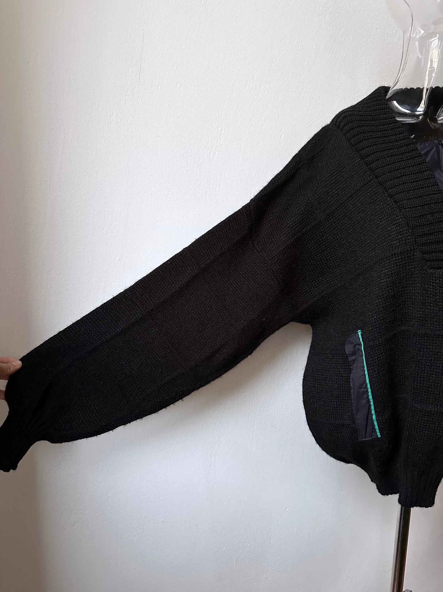 80s Italy knit jumper with belly pocket