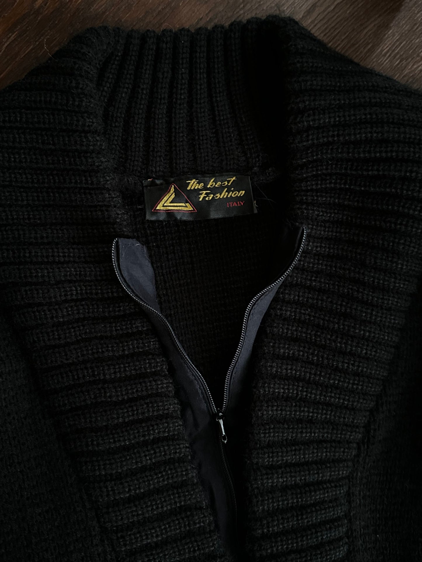 80s Italy knit jumper with belly pocket