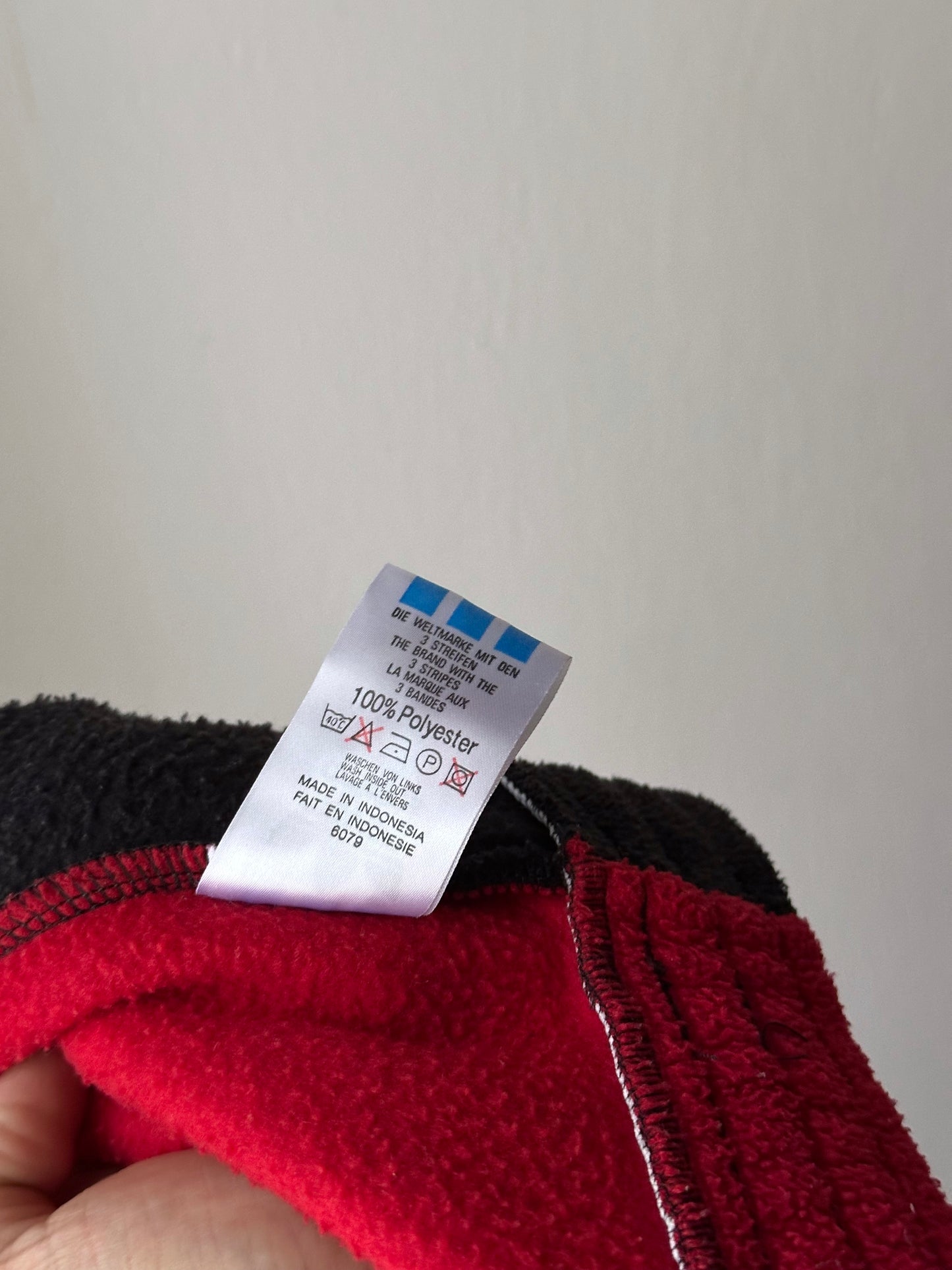 90s Adidas fleece top