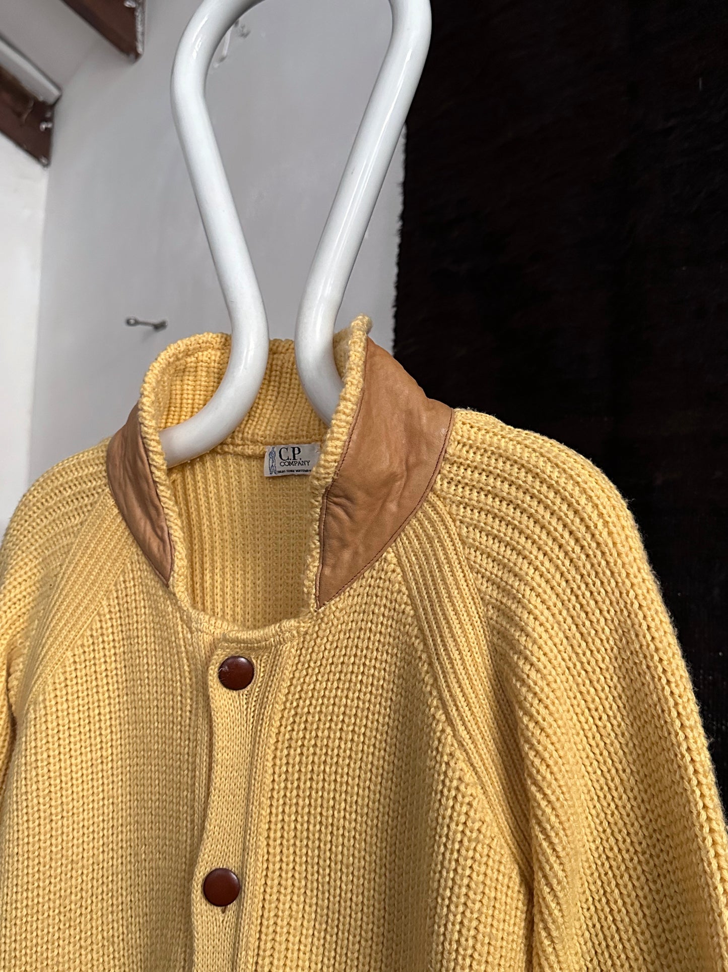 CP Company 80's Vintage Massimo Osti マッシモオスティ Made in Italy 80年代 ヴィンテージ イタリア古着 ニット Rare レア Toto Praha Vintage clothing store Antique shop Prague 古着屋 アンティークショップ プラハ ユーロ古着  ヨーロッパ古着 古着卸 