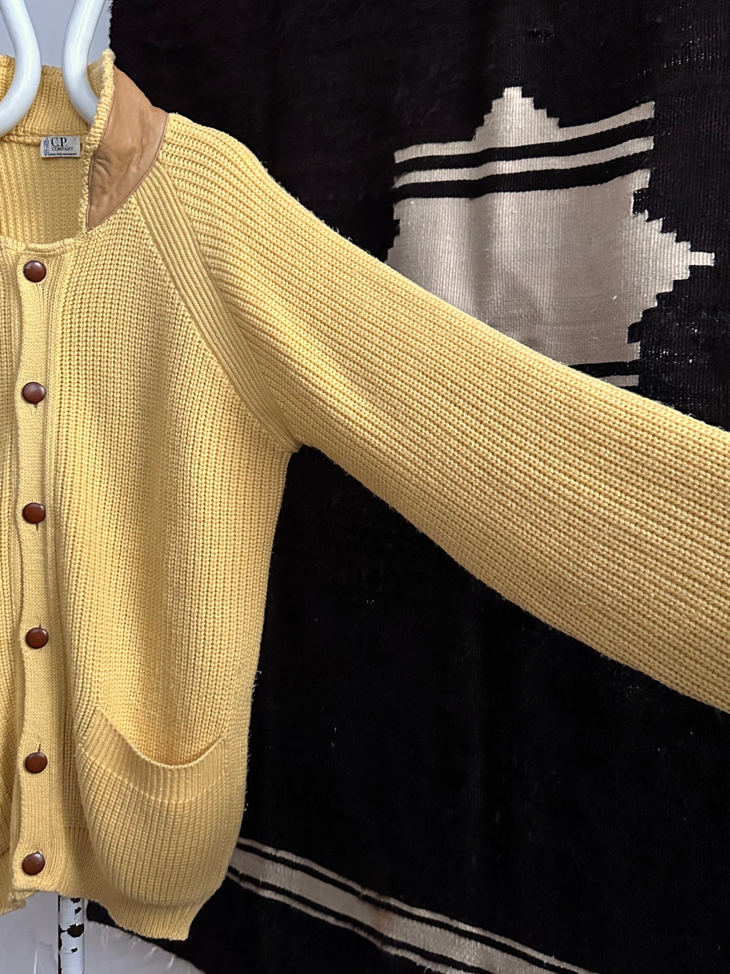 CP Company 80's Vintage Massimo Osti マッシモオスティ Made in Italy 80年代 ヴィンテージ イタリア古着 ニット Rare レア Toto Praha Vintage clothing store Antique shop Prague 古着屋 アンティークショップ プラハ ユーロ古着  ヨーロッパ古着 古着卸 