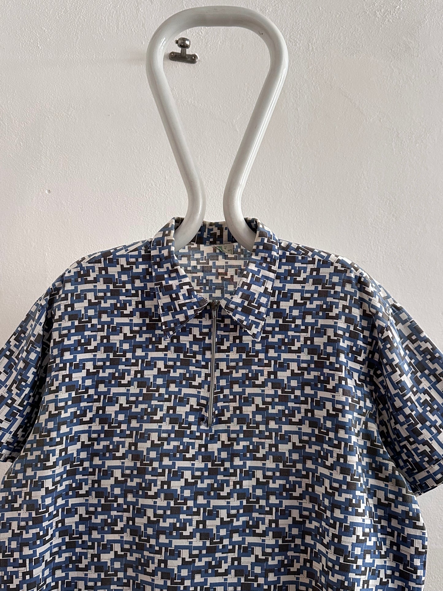 80s Pullover Shirt