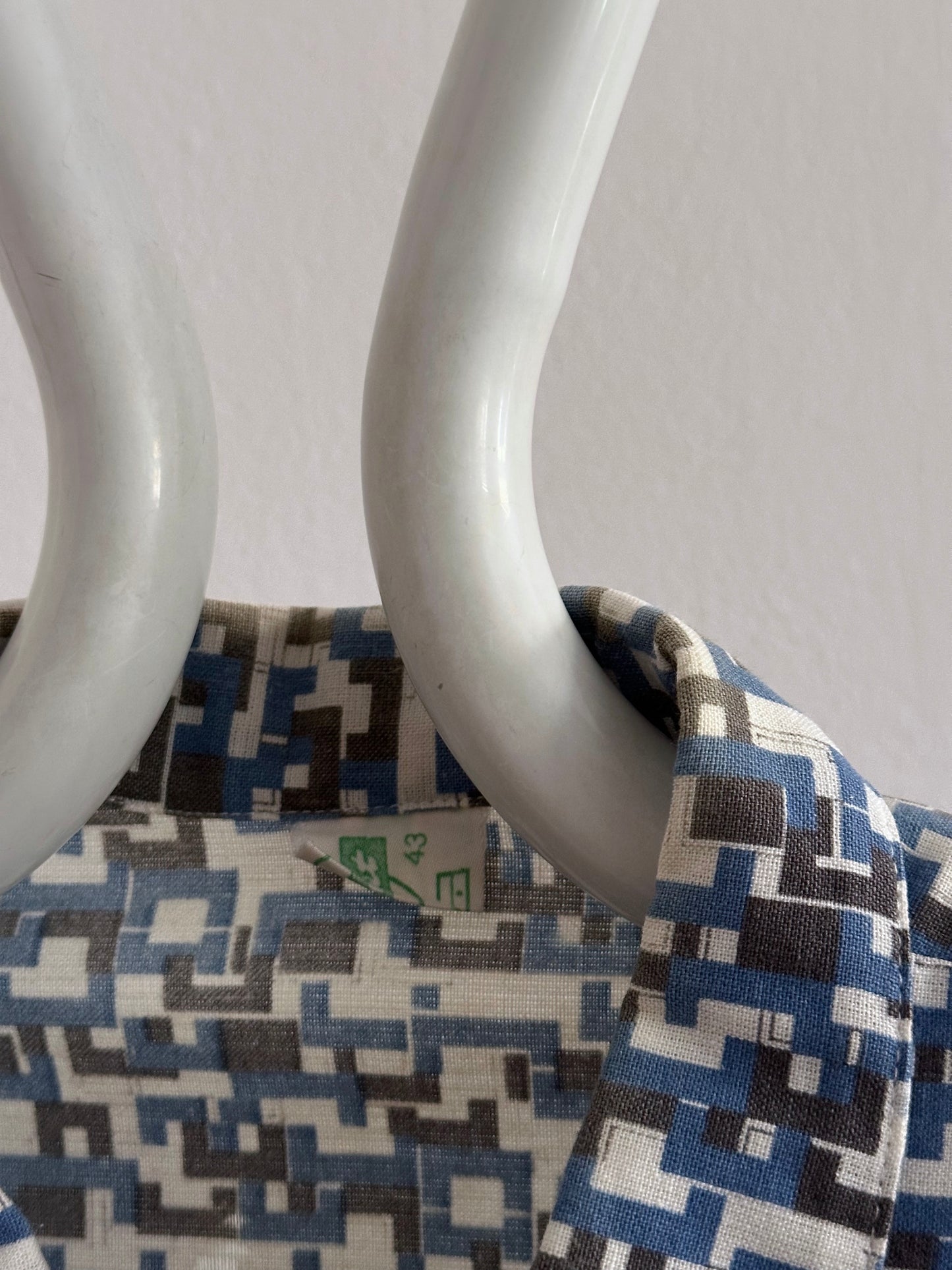 80s Pullover Shirt