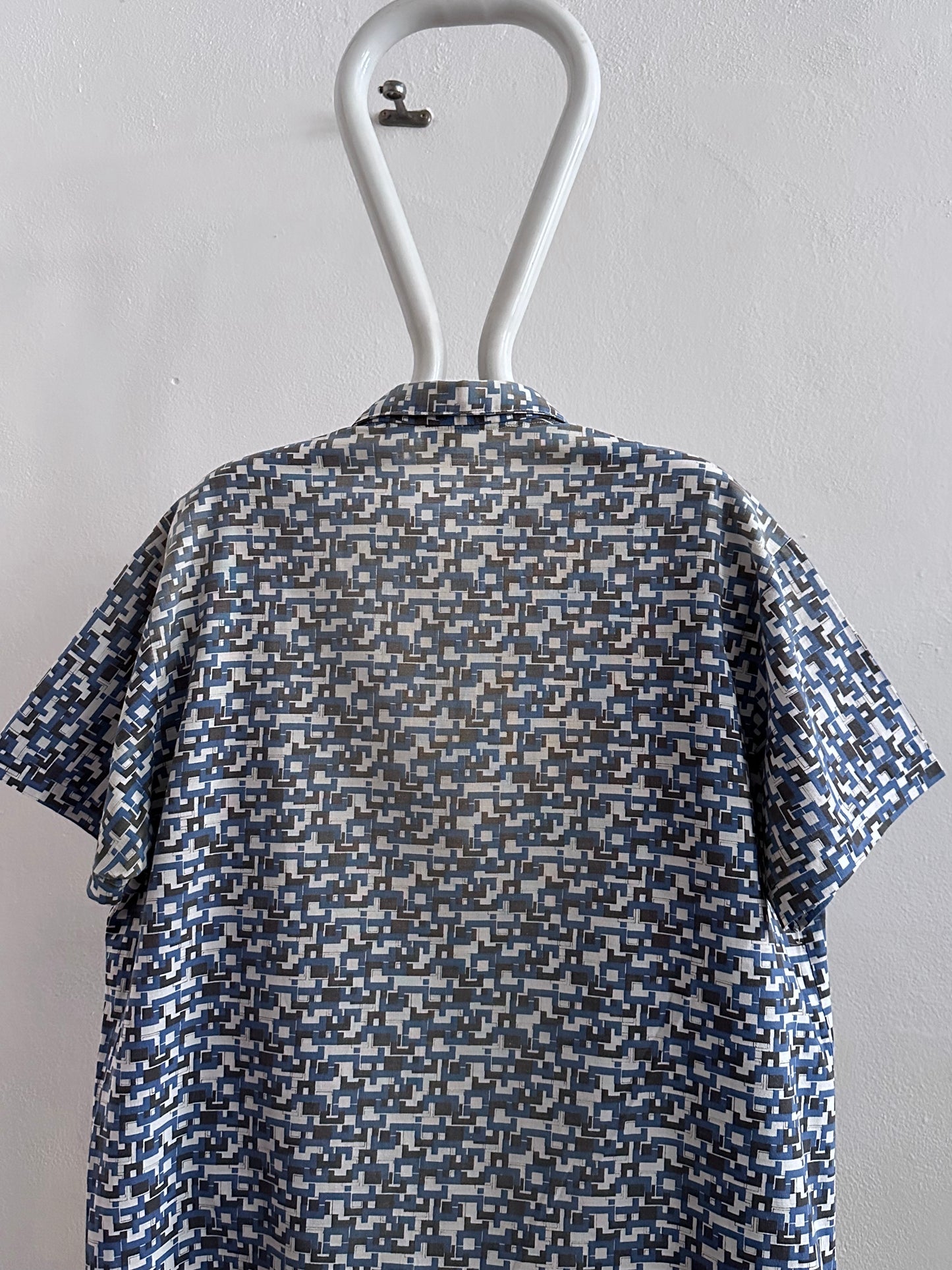 80s Pullover Shirt