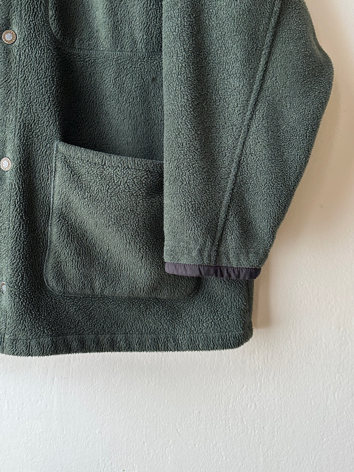 1990s Patagonia Shirring Coat 90年代 パタゴニア シャーリングコート フリース シンチラ レア ナイロン Toto Praha Vintage clothing shop Antique shop 古着屋 プラハ Showroom appointment Prague ユーロ古着 ヨーロッパ古着 古着卸 ヴィンテージ Made in USA アメリカ製 緑 Green