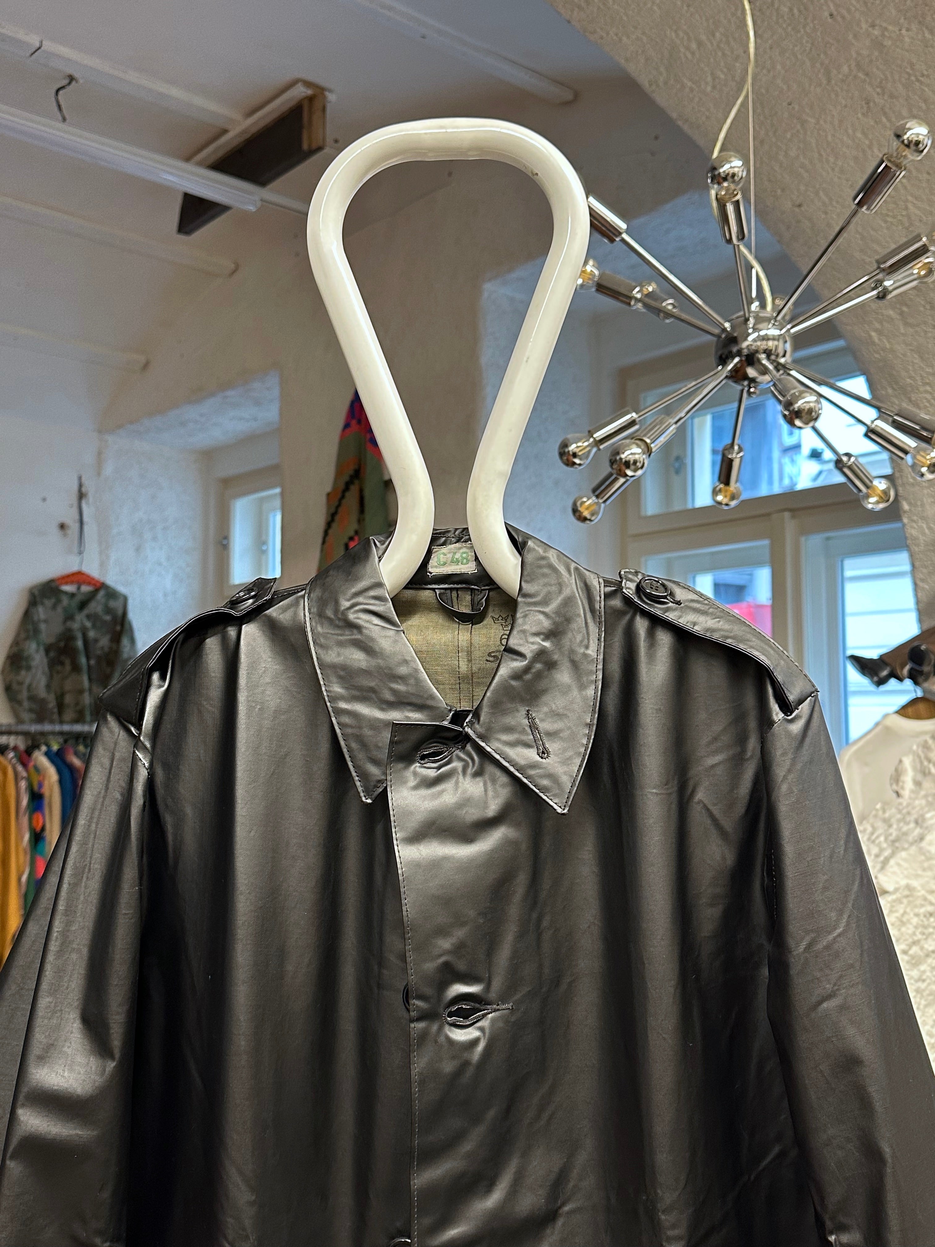 60s Swedish Army Black Rubber Raincoat – TOTO