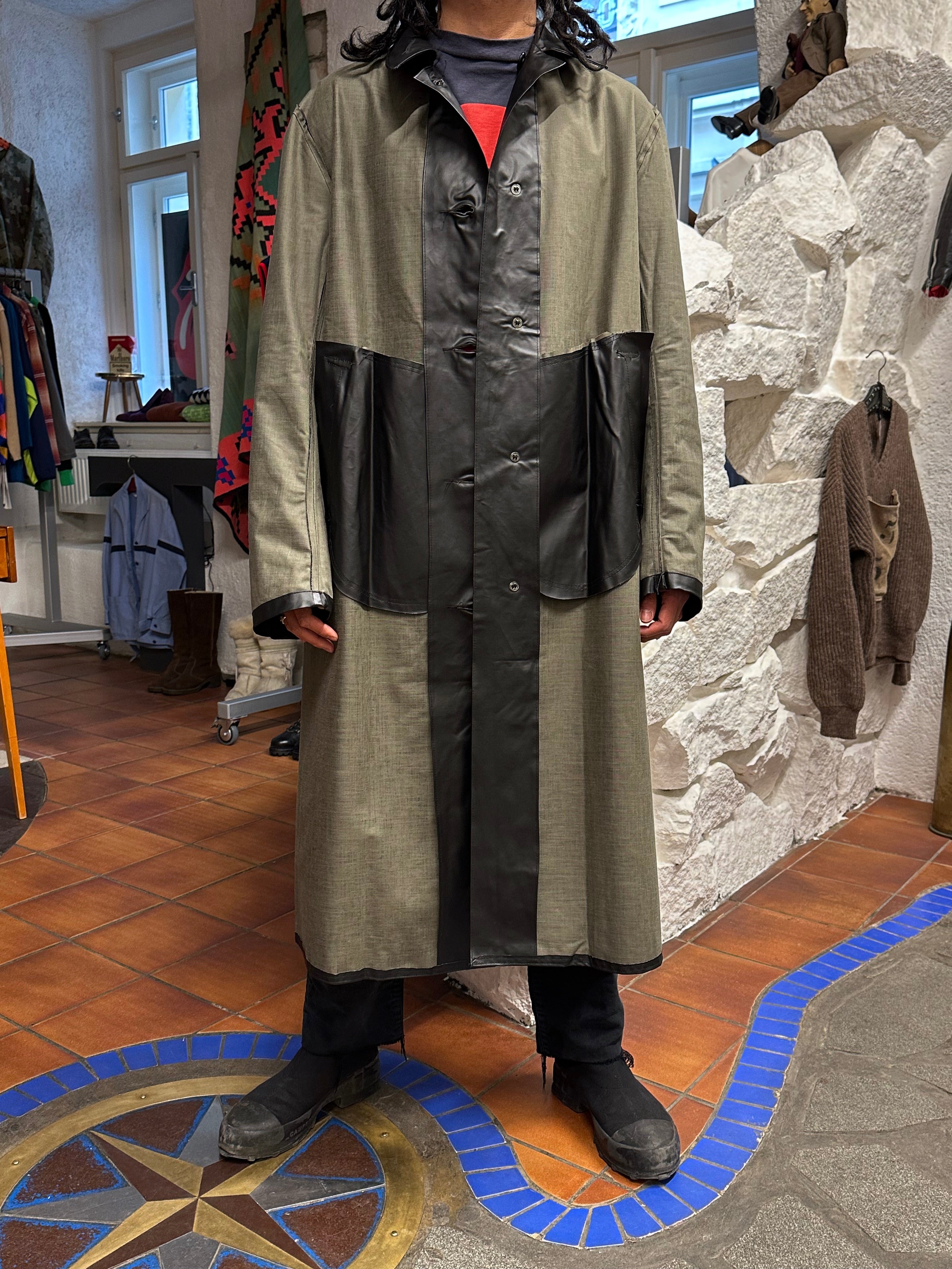 60s Swedish Army Black Rubber Raincoat – TOTO