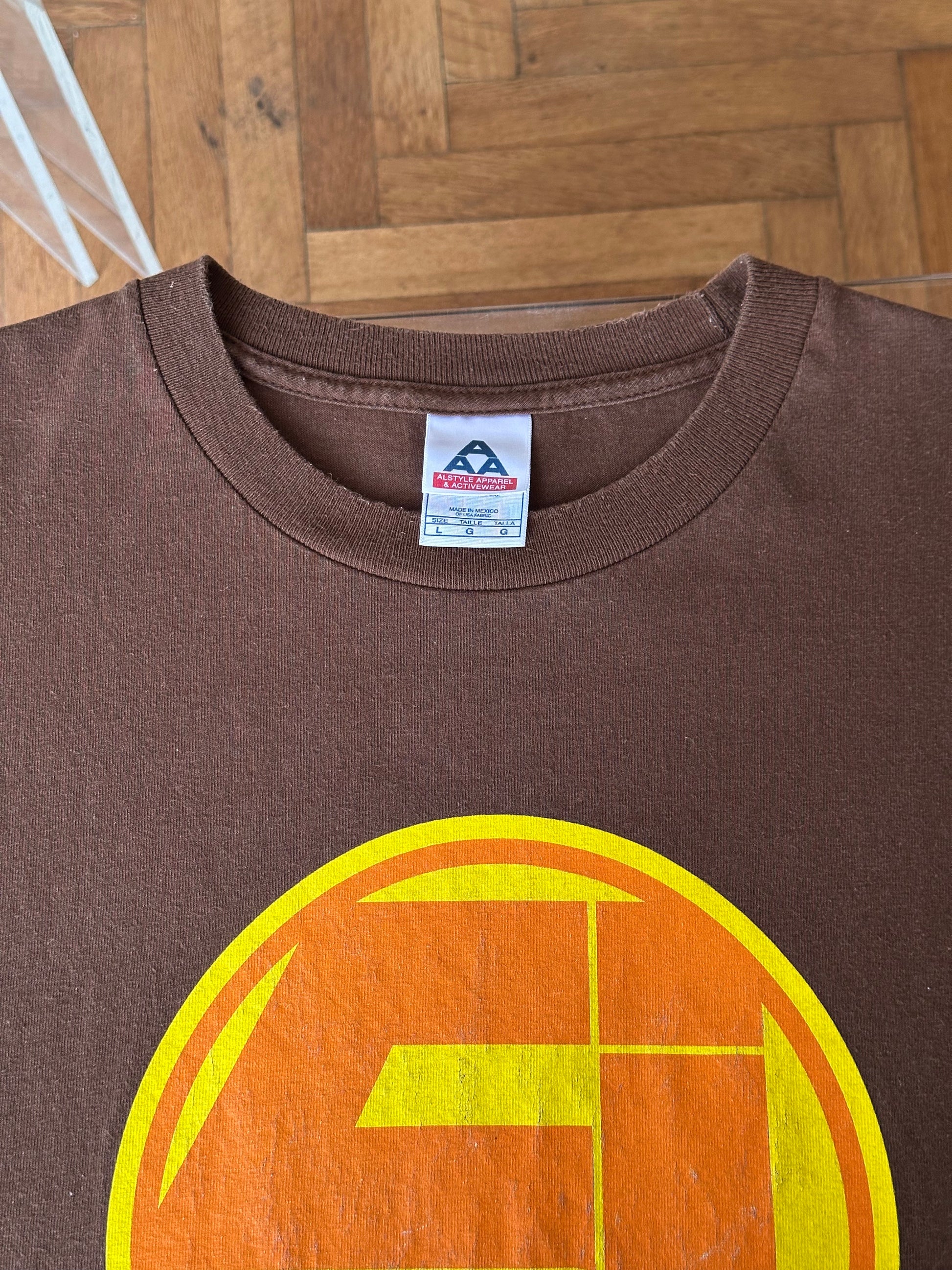 Jurassic 5 2002 HIP-HOP RAP T-shirt Vintage Tee Tシャツ ヴィンテージ ラップ Toto Praha Vintage clothing store Antique shop Prague 古着屋 アンティークショップ プラハ ユーロ古着  ヨーロッパ古着 古着卸 